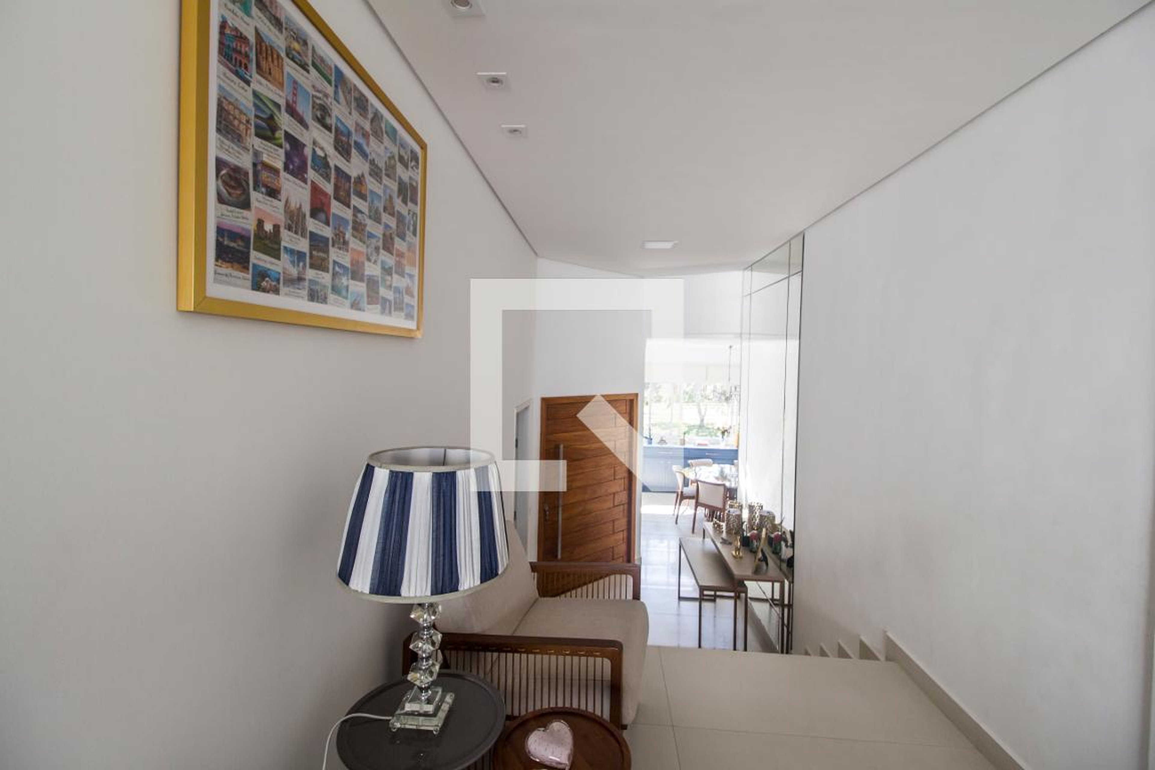 Entrada Condomínio em Alameda Esmeralda, 307