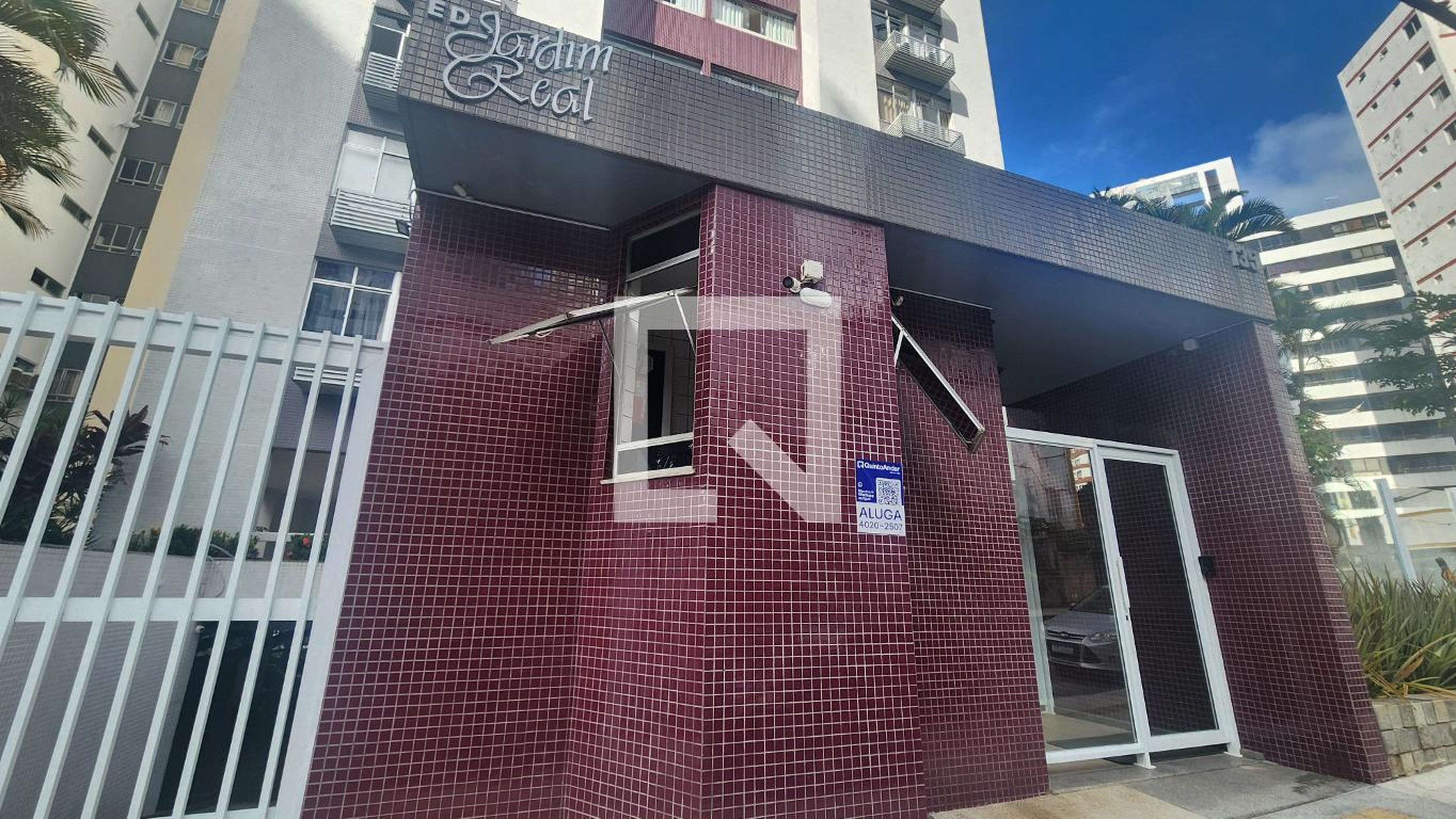 Fachada Condomínio Edf. Jardim Real