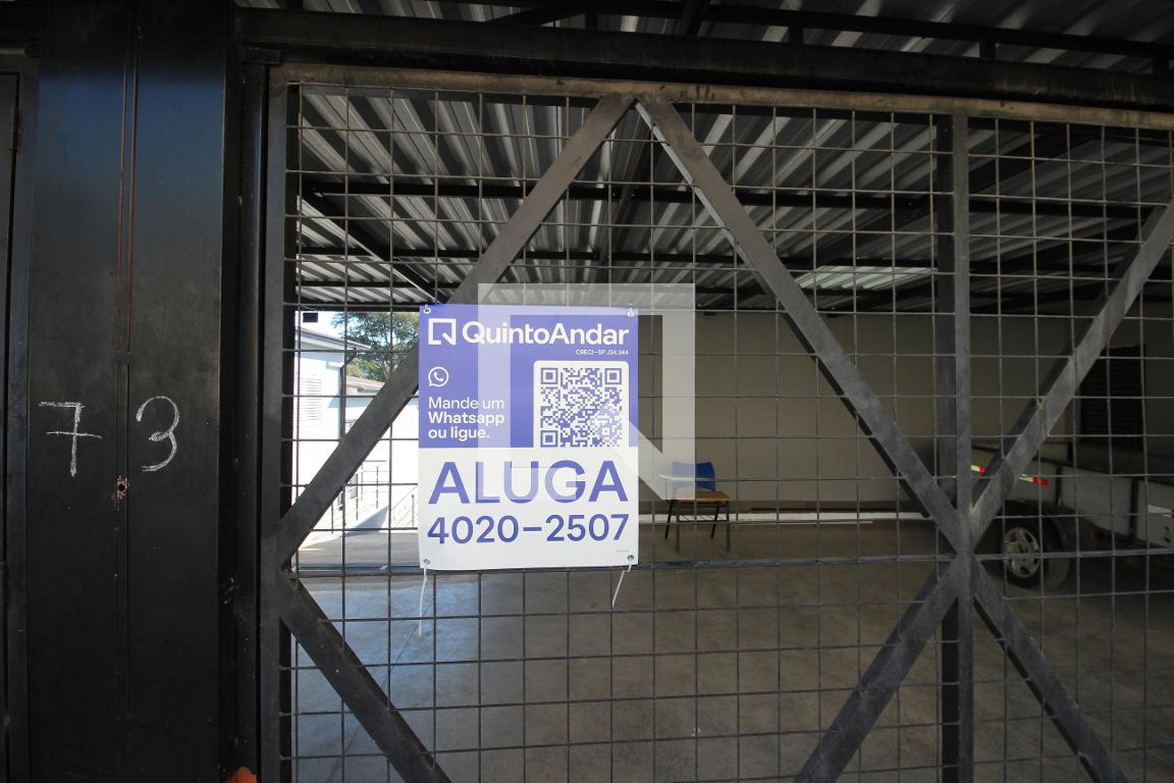 Fachada Condomínio em Rua Francisco Madia, 73