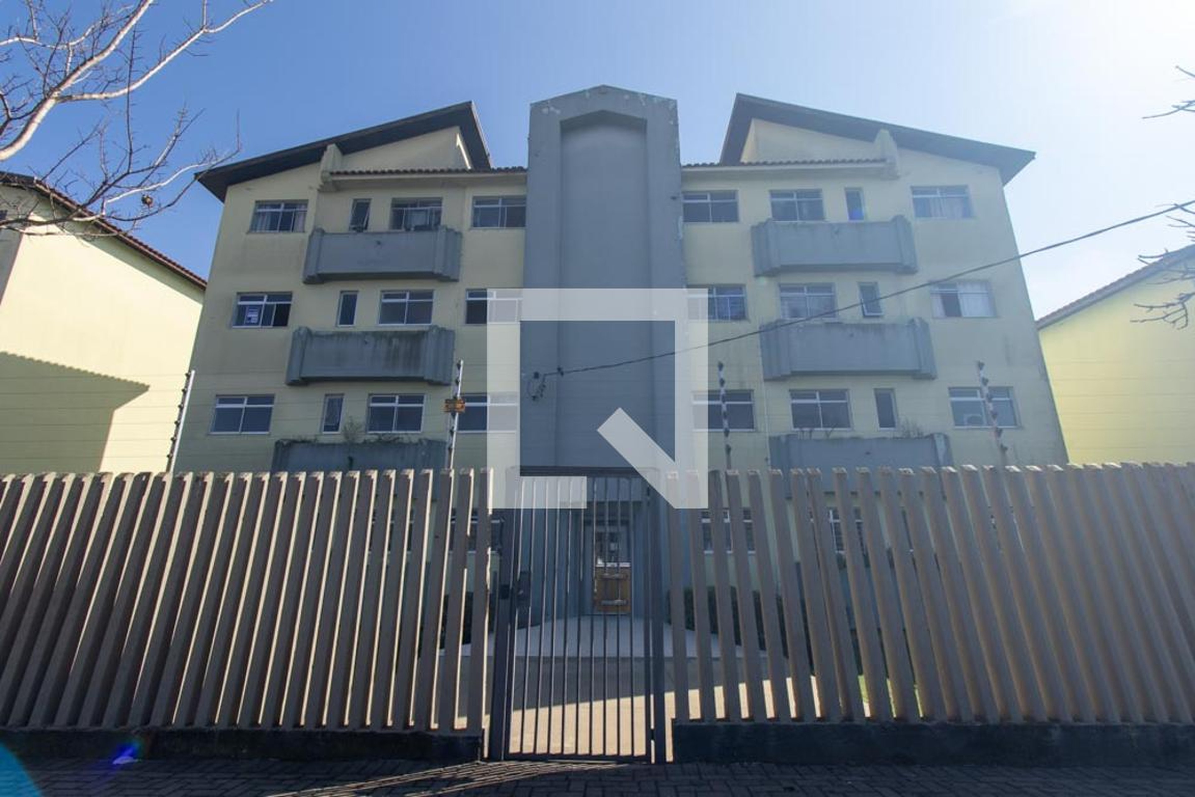 Fachada do Condomínio Condomínio em Avenida da República, 6870