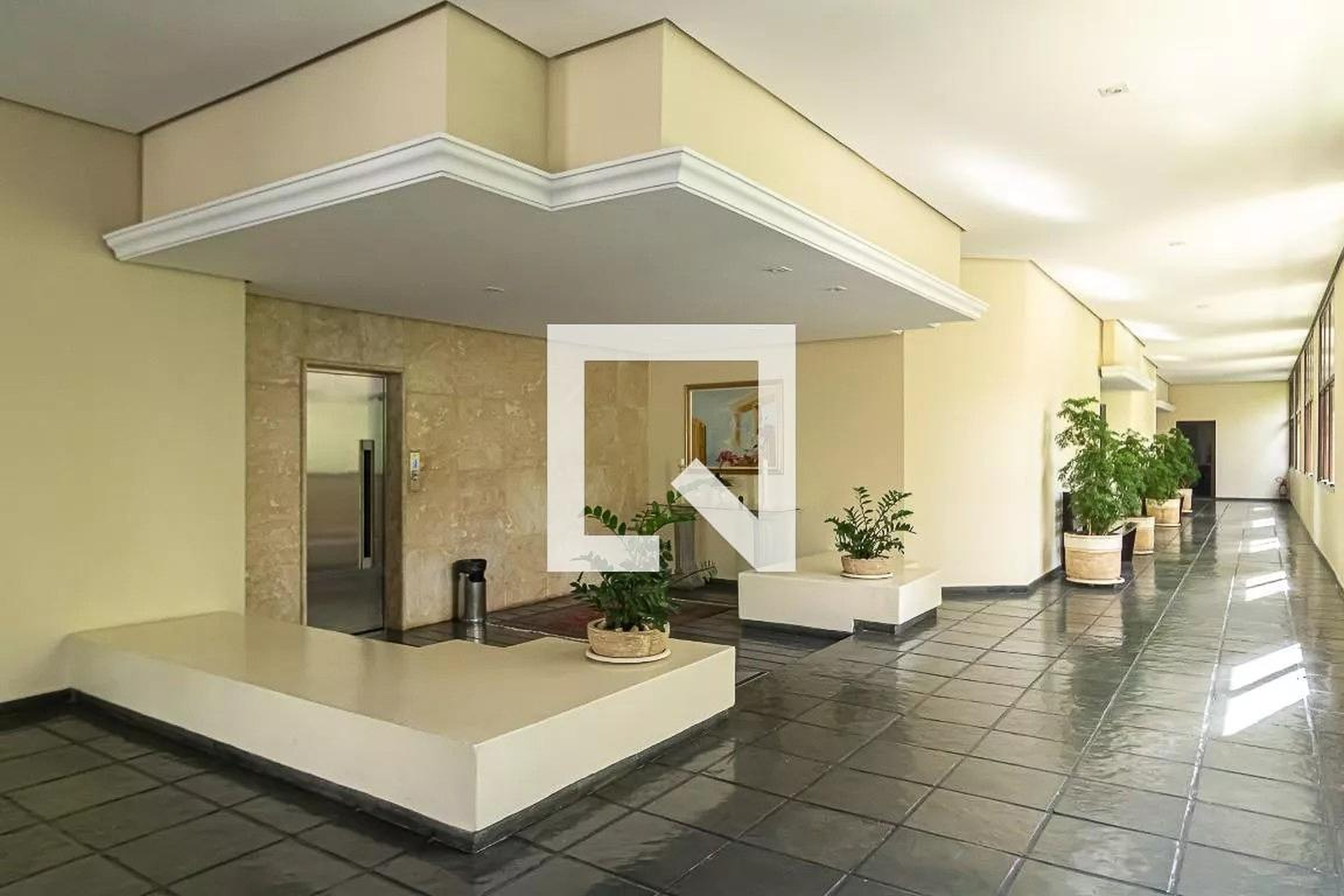 Hall - Edifício Santhiago San Thomás