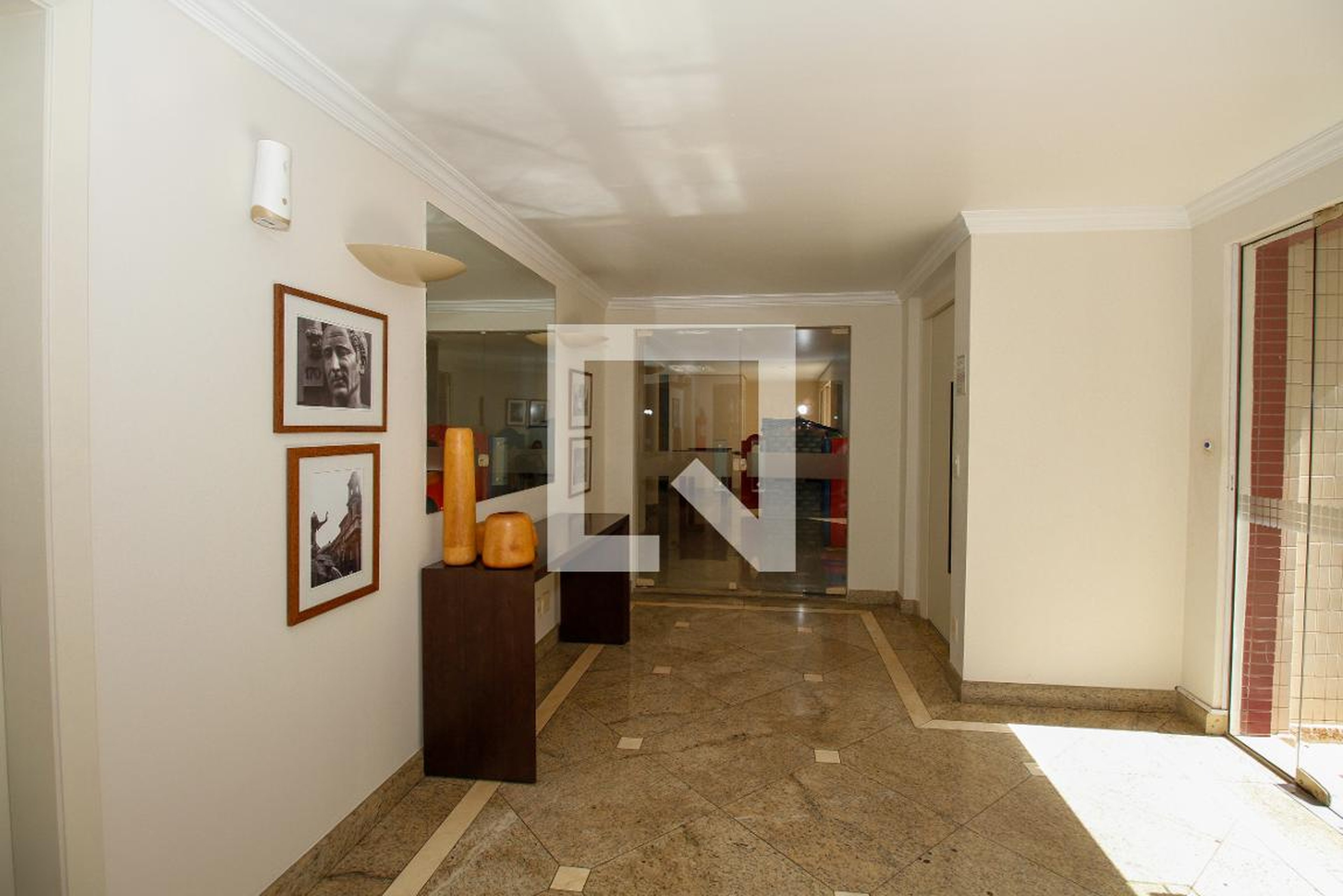 Hall Social - Edifício Gaudi