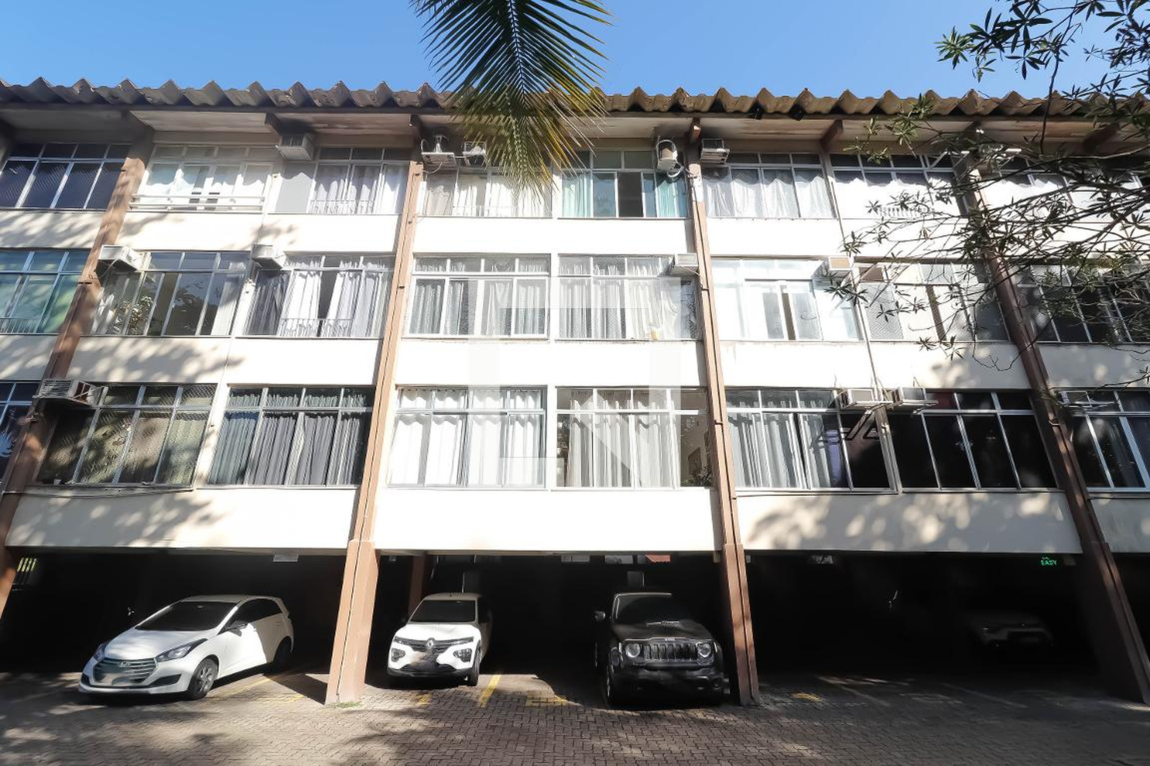 Fachada do Prédio Condomínio Fanny