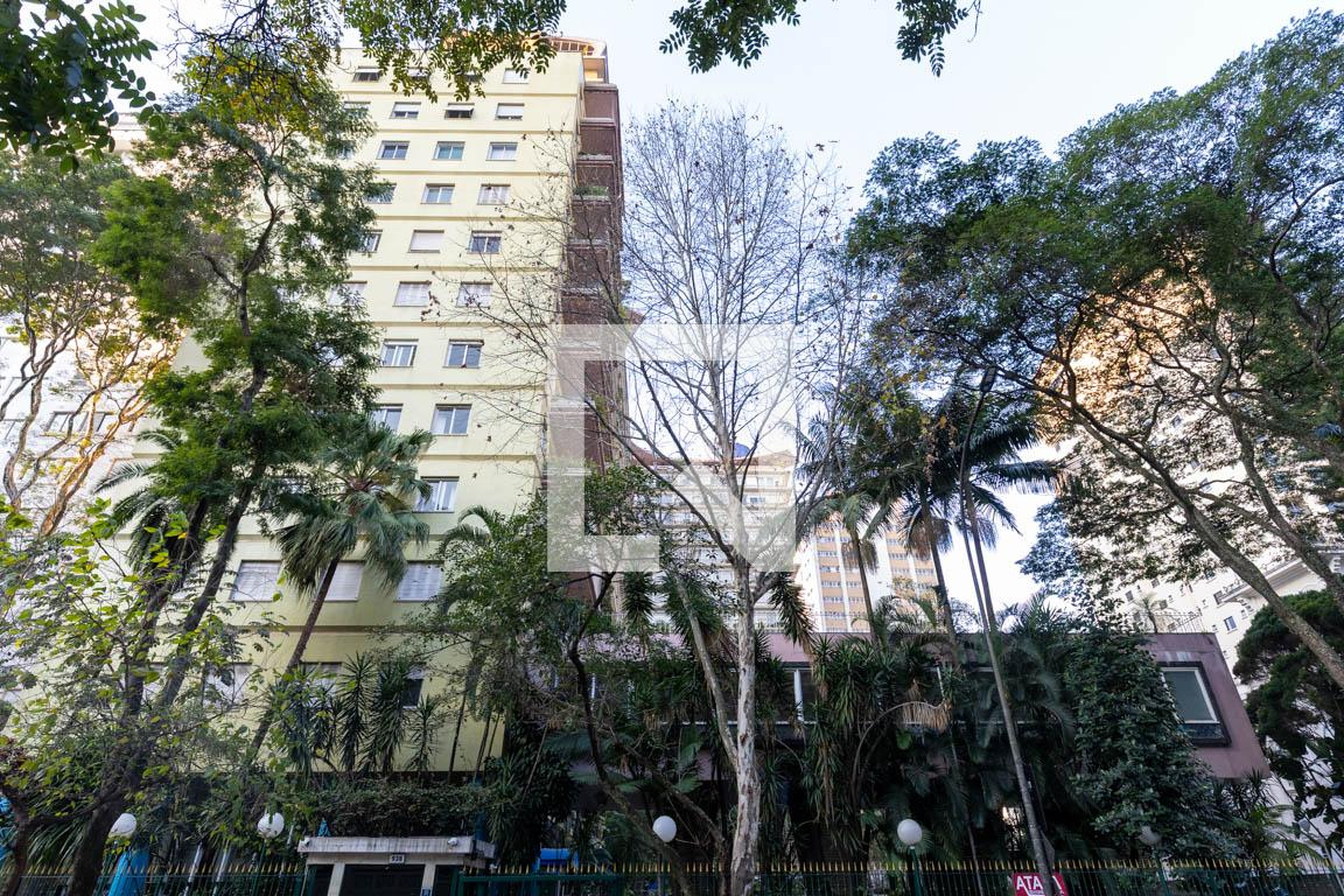 Fachada Condomínio Bretagne