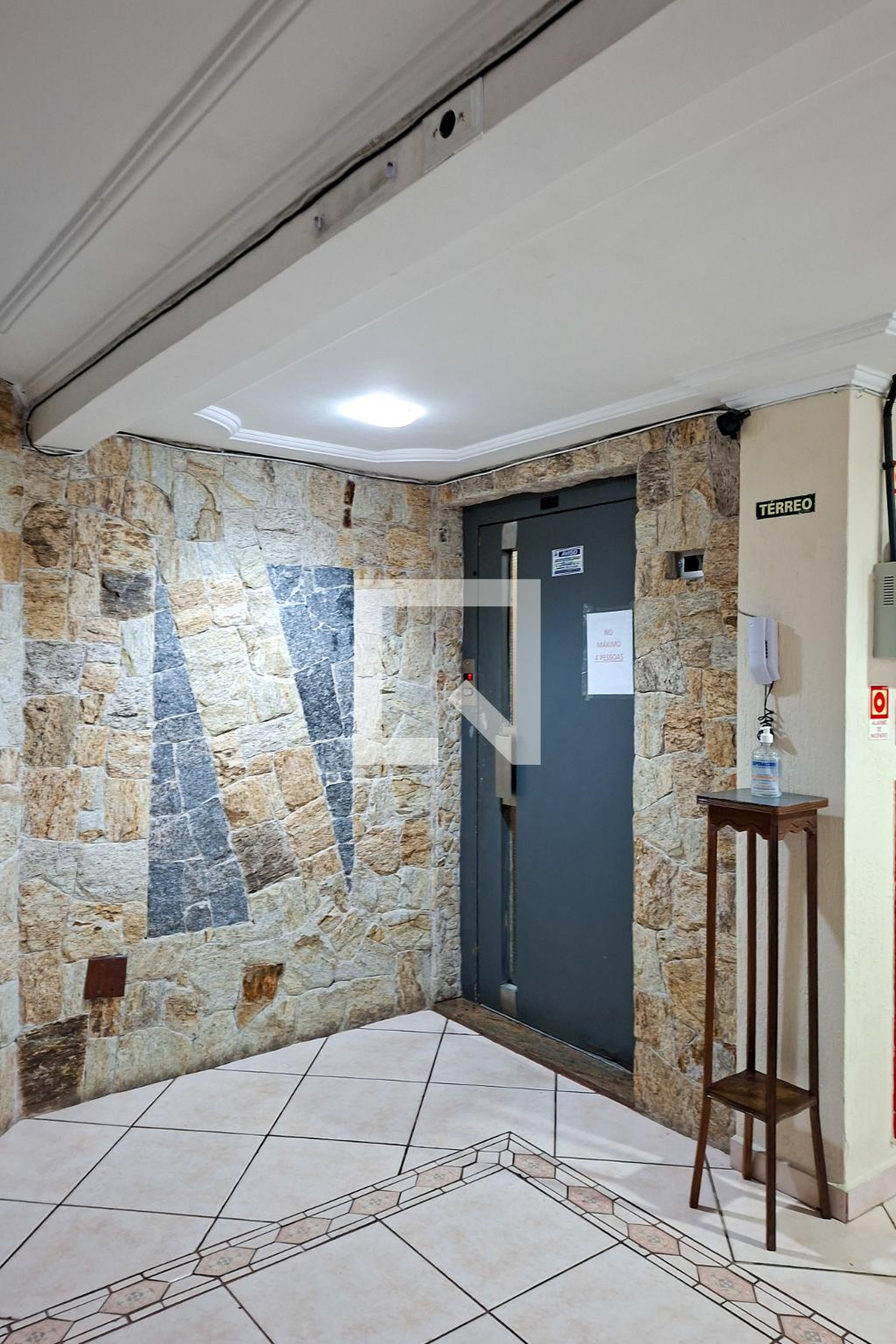 Elevador - Residencial Manhattan