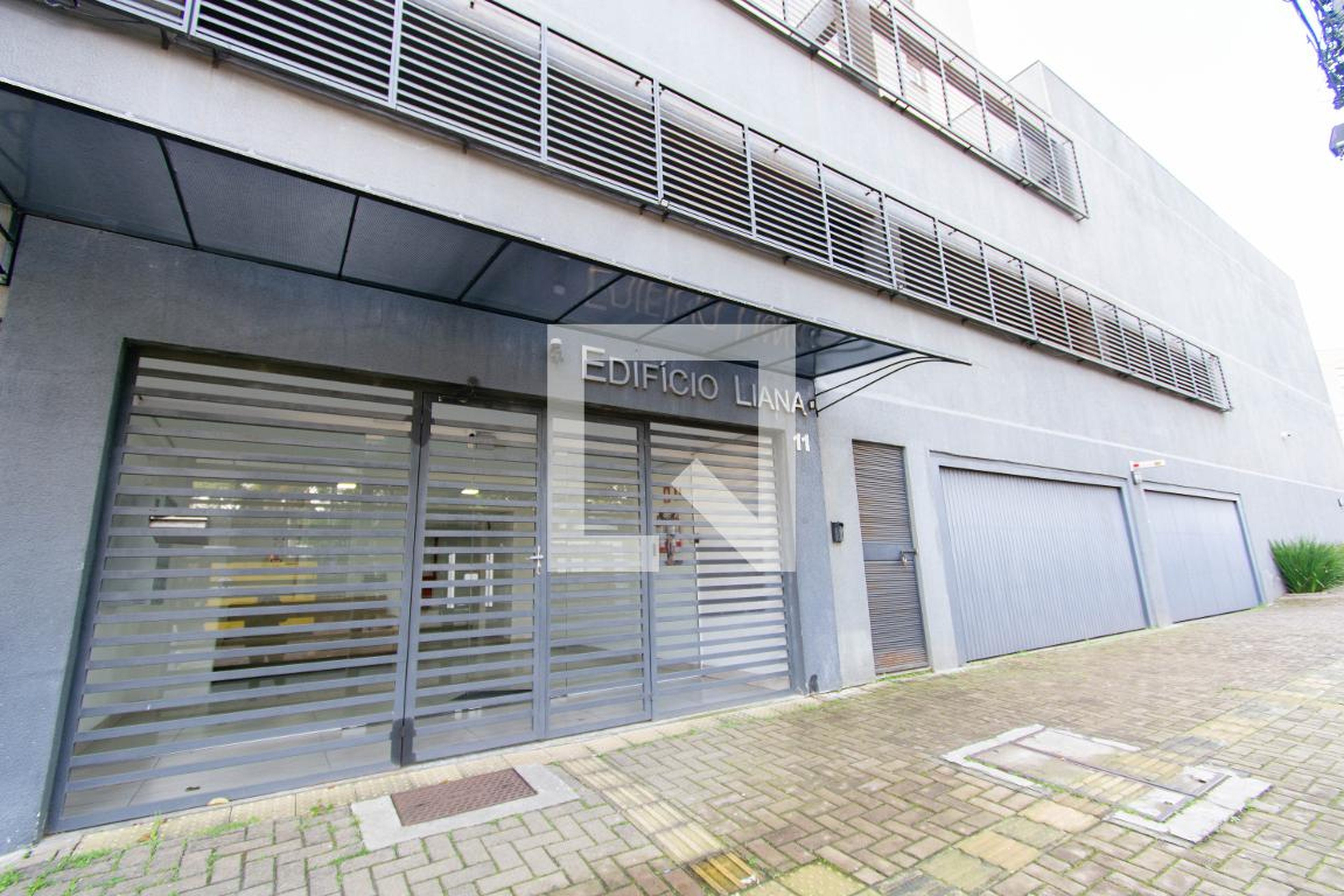 Fachada Condomínio em Rua Santa Rosa, 31