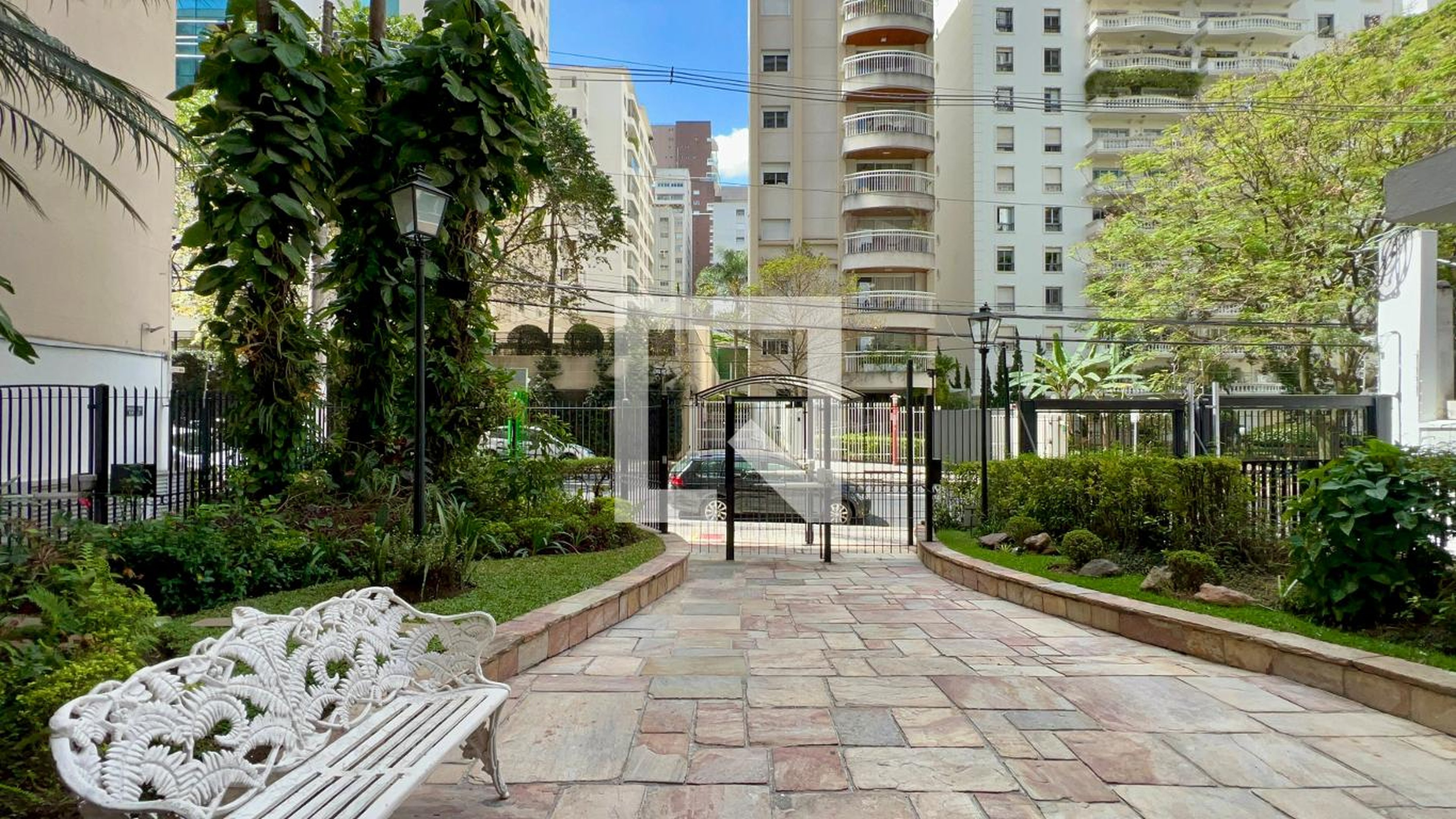 Entrada - Angelina Maschietto