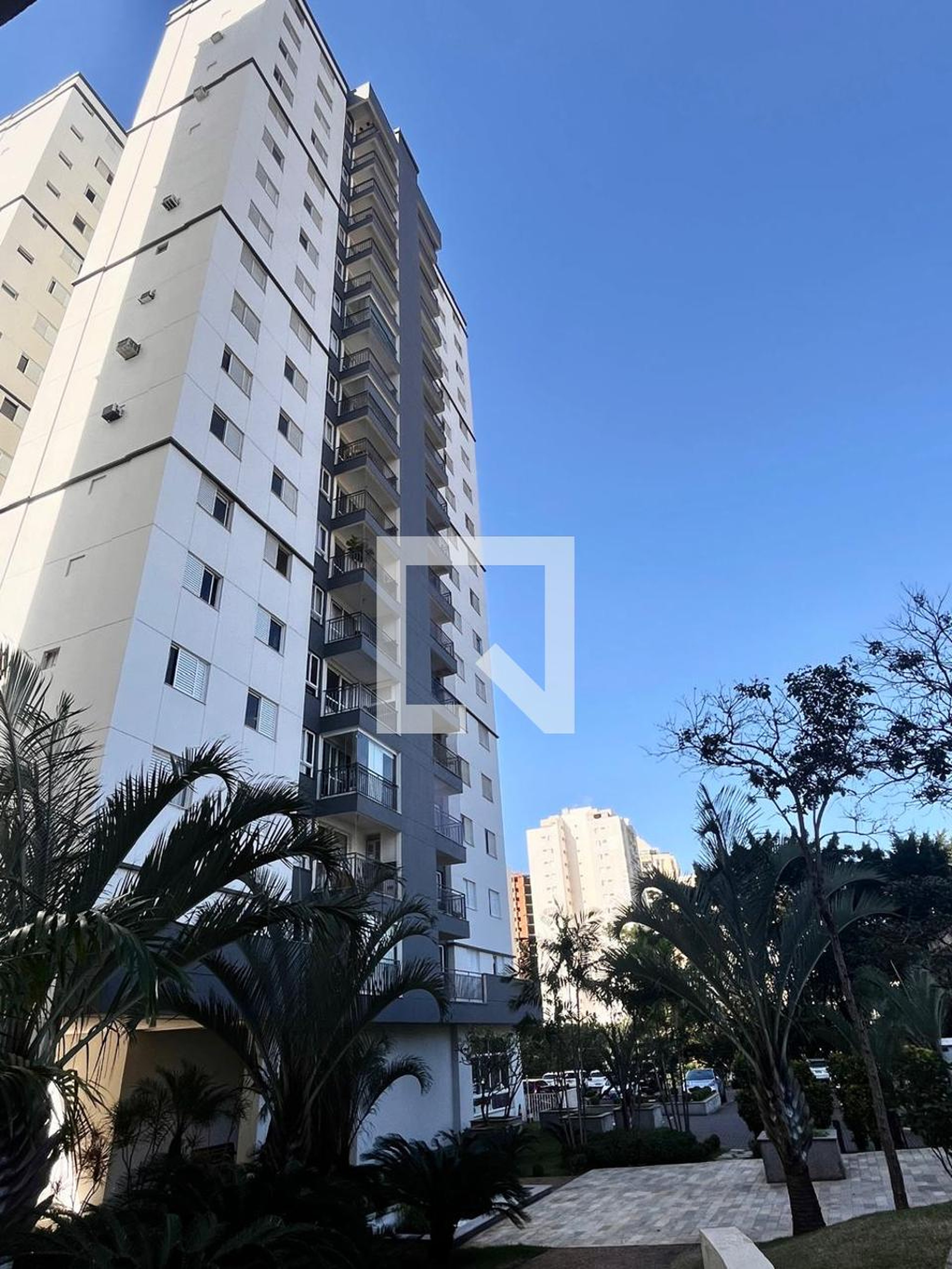 Fachada do Prédio Condomínio Rarita