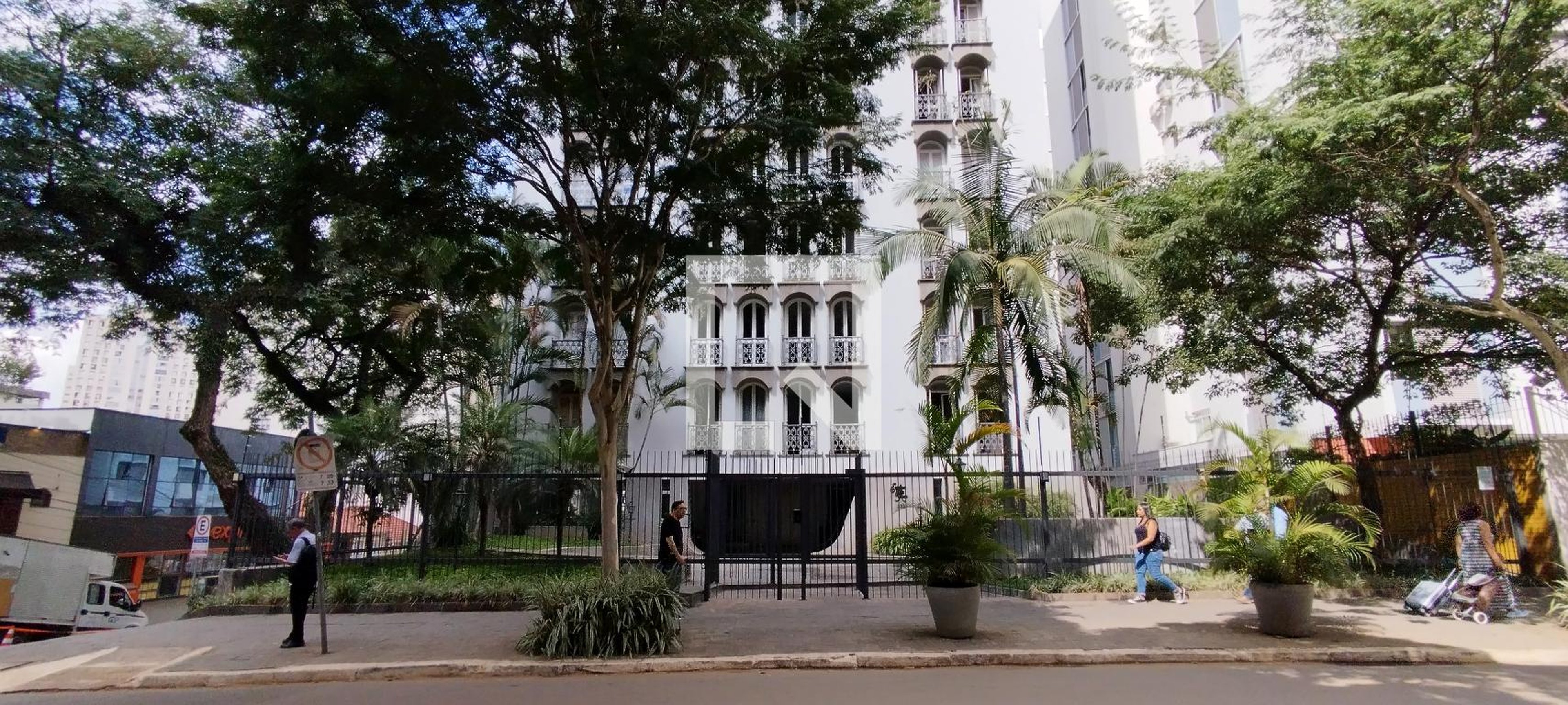 Fachada Edifício Villa Rica