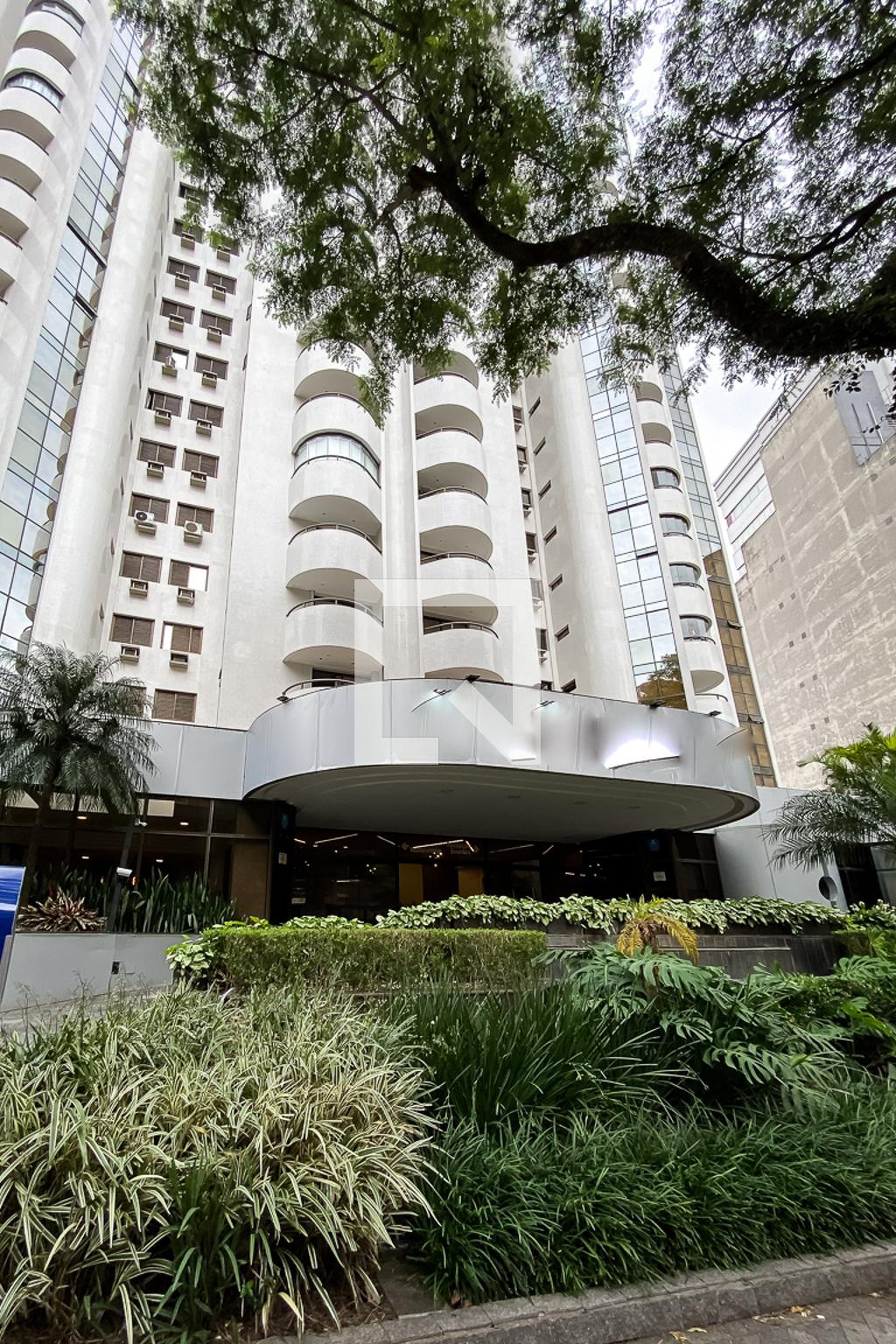 Fachada Condomínio Paulista Wall Street