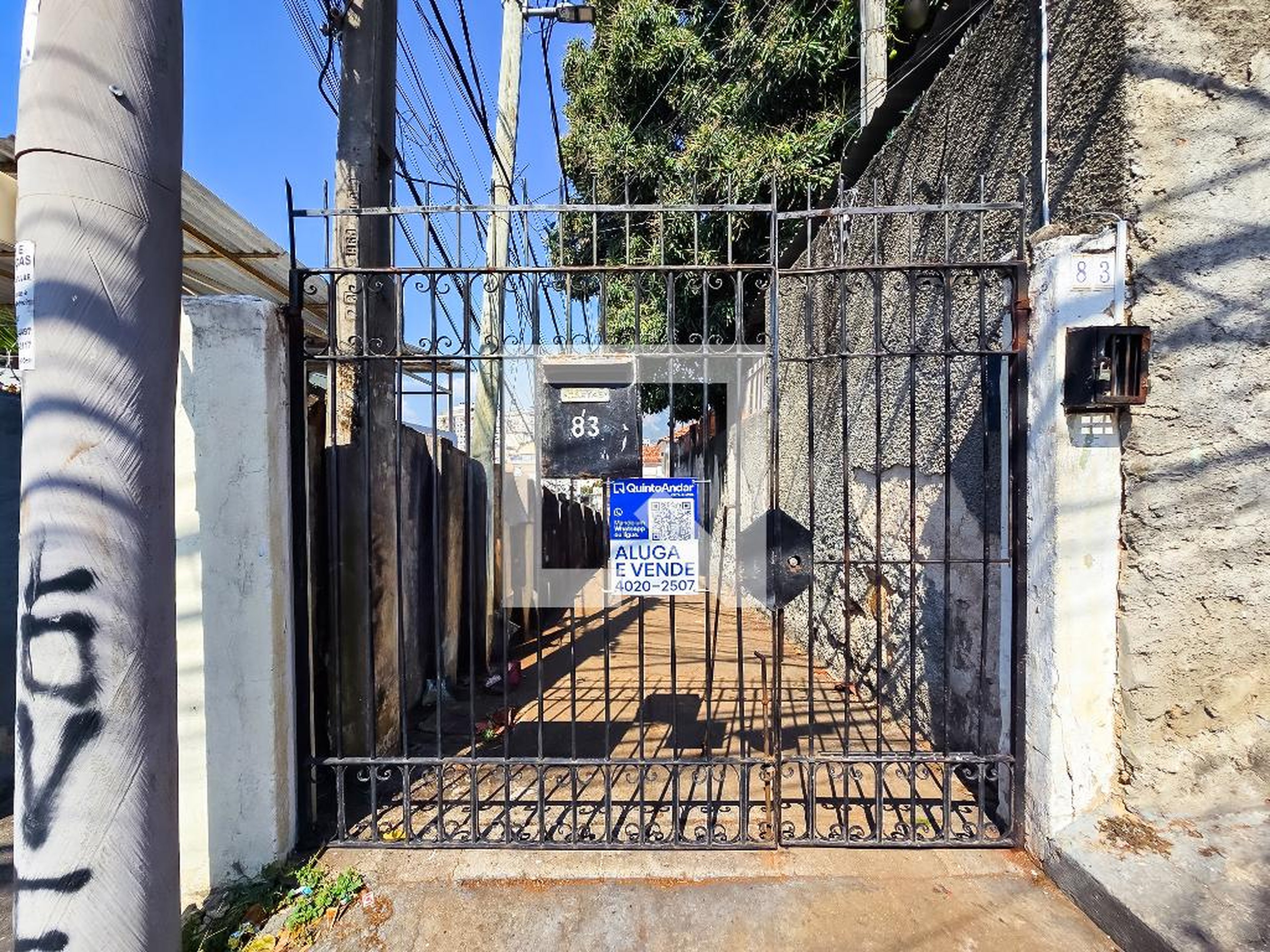 Fachada Condomínio em Rua Luís de Brito, 83