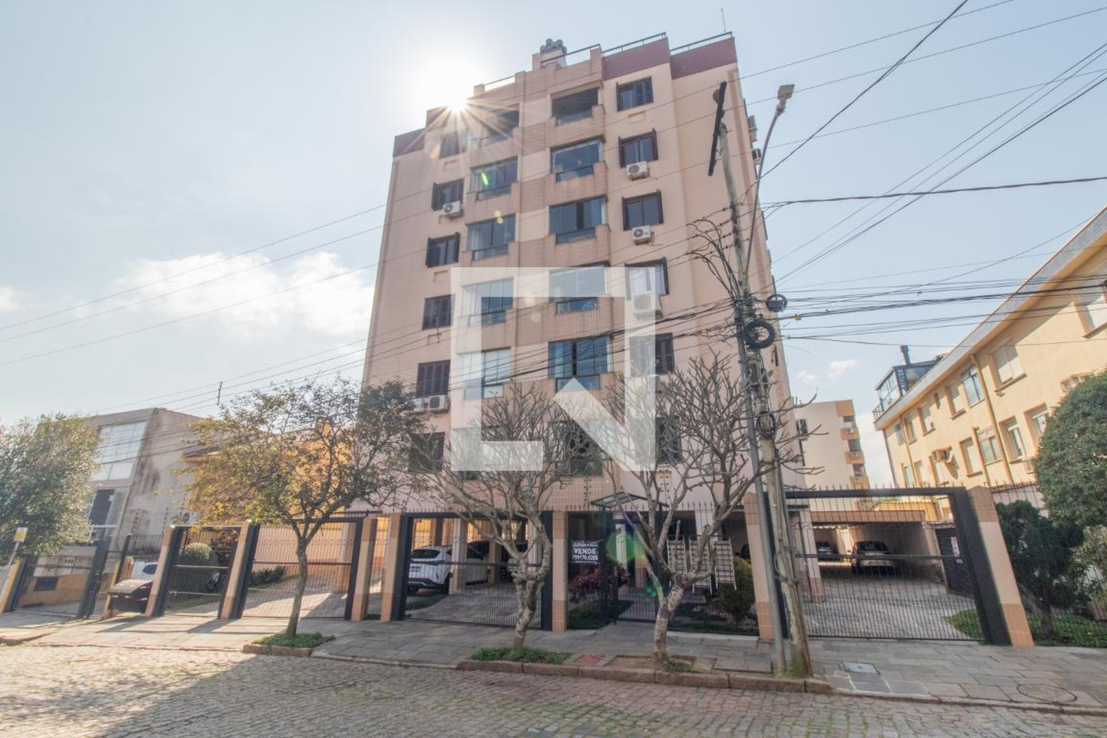 Fachada Condomínio em Rua Dona Inocência, 110