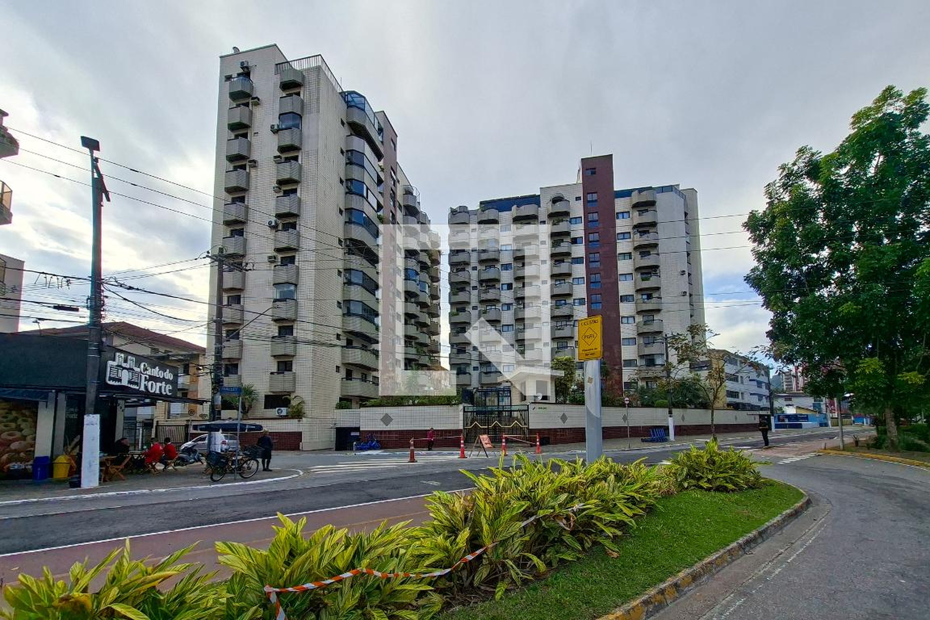 Fachada do Prédio Condomínio Pontal da Barra