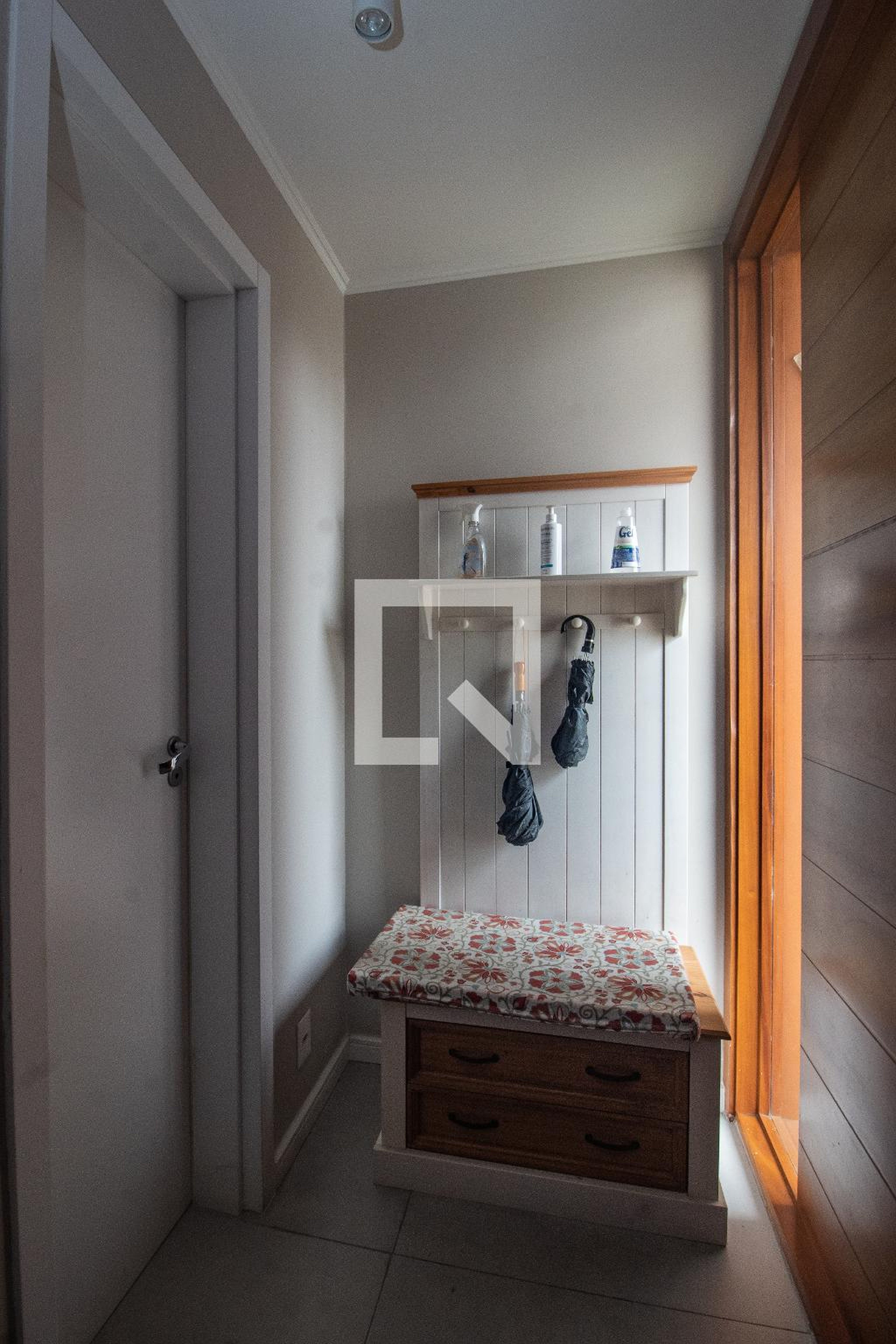 Hall - Barnasque Casa IN6957