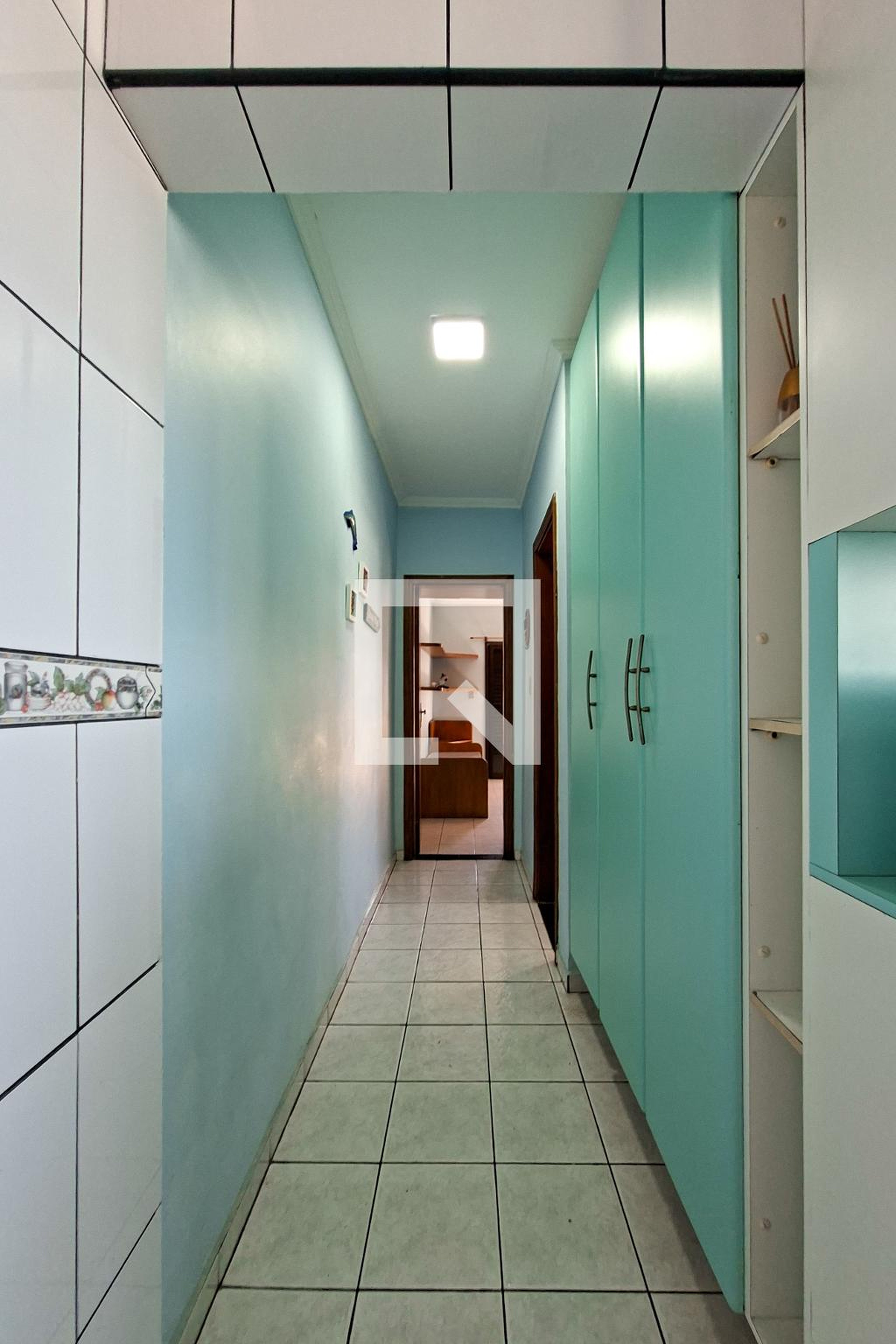 Hall - Anna Carolina