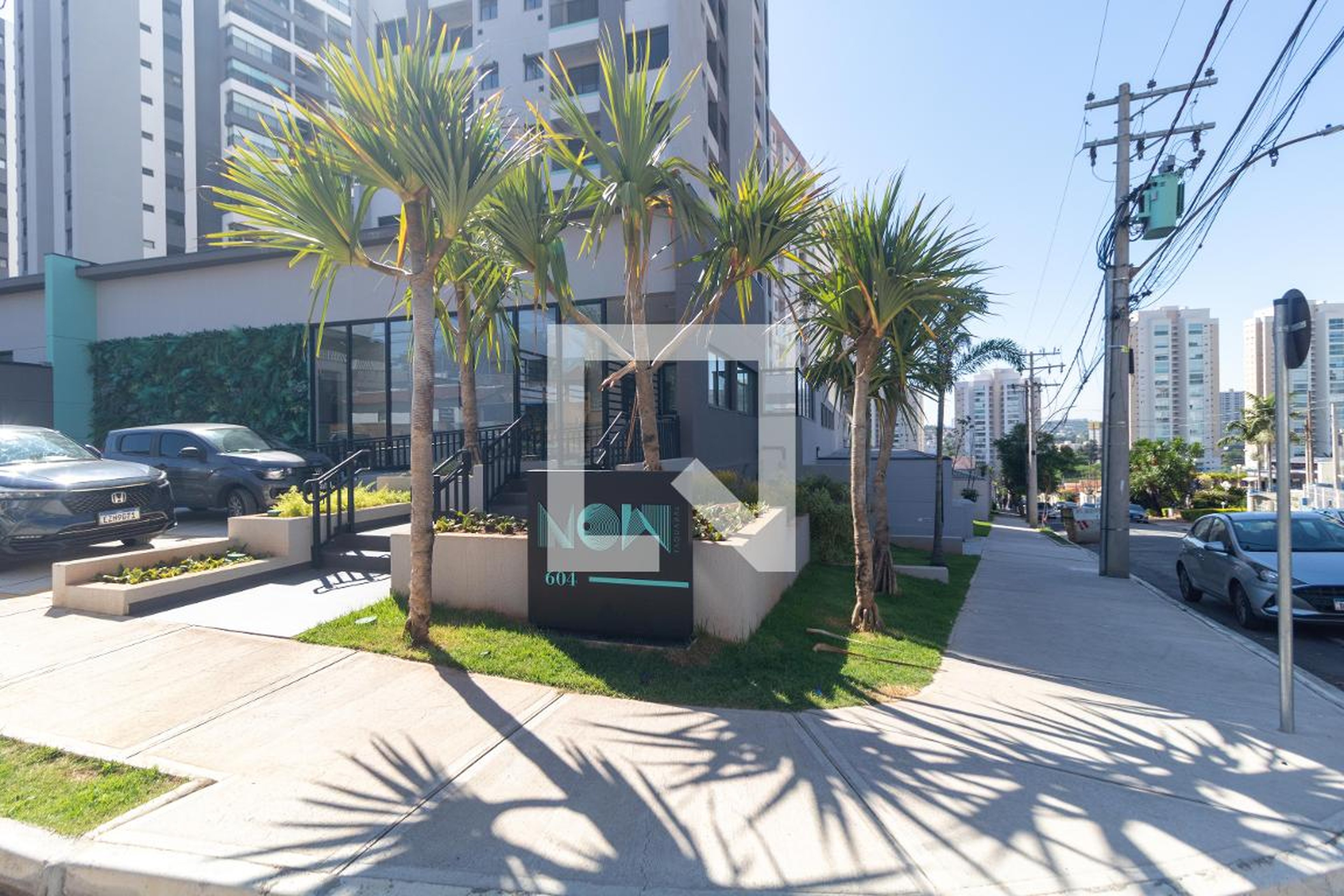 Fachada Condomínio em Rua Otávio Machado, 280