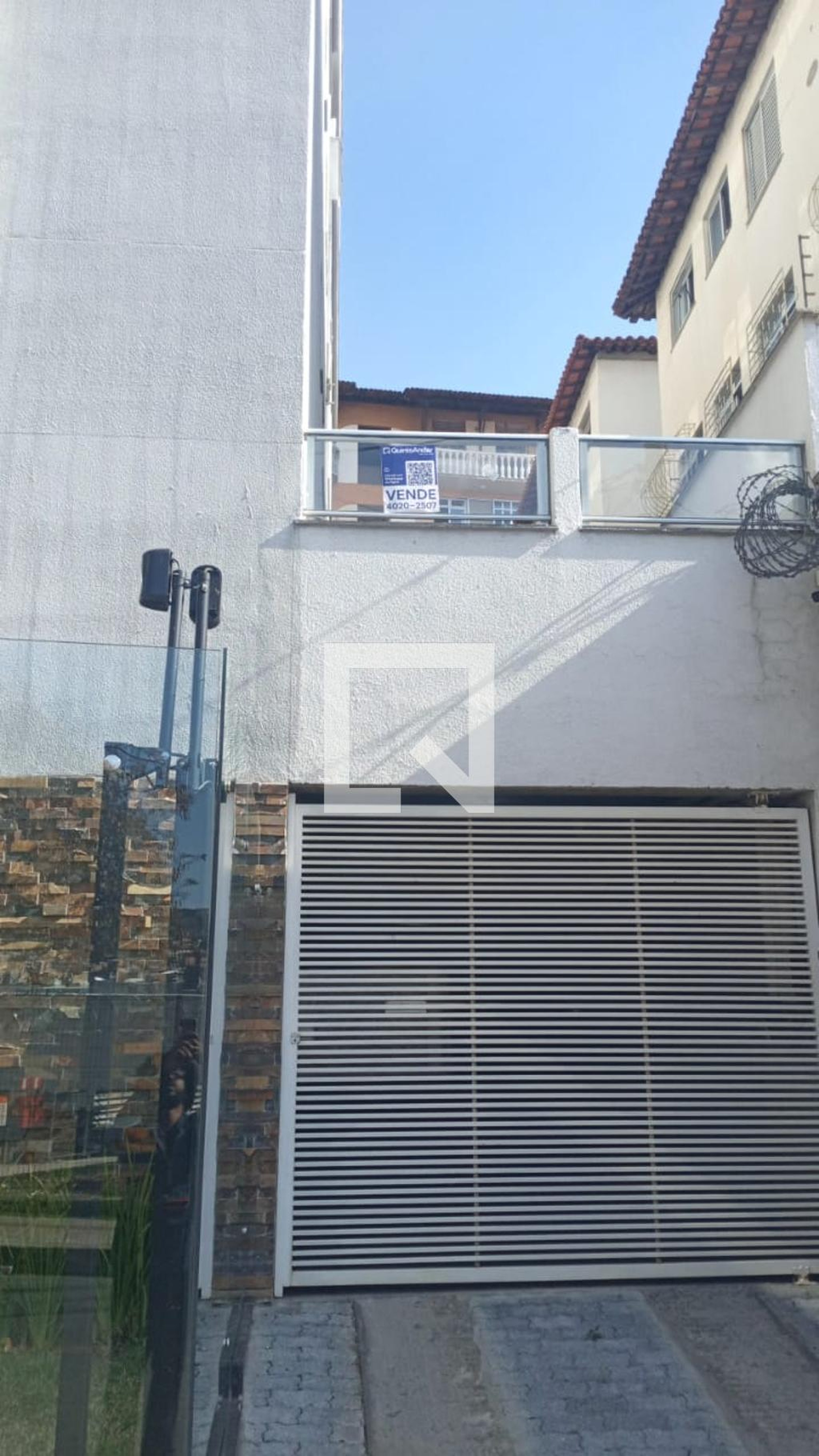 Fachada Condomínio em Rua Vereador Nelson Cunha, 656