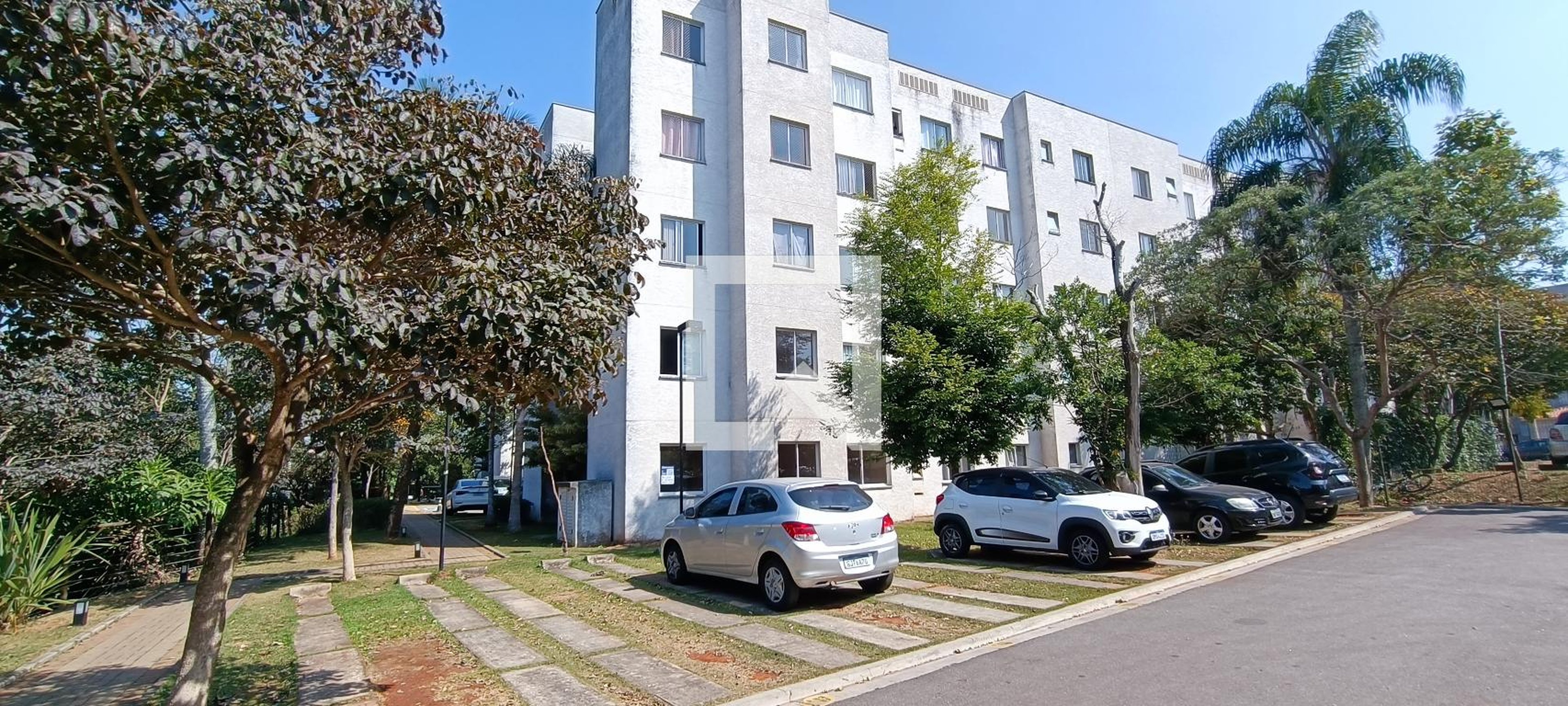 Fachada Condomínio Vila Arbori Árvores