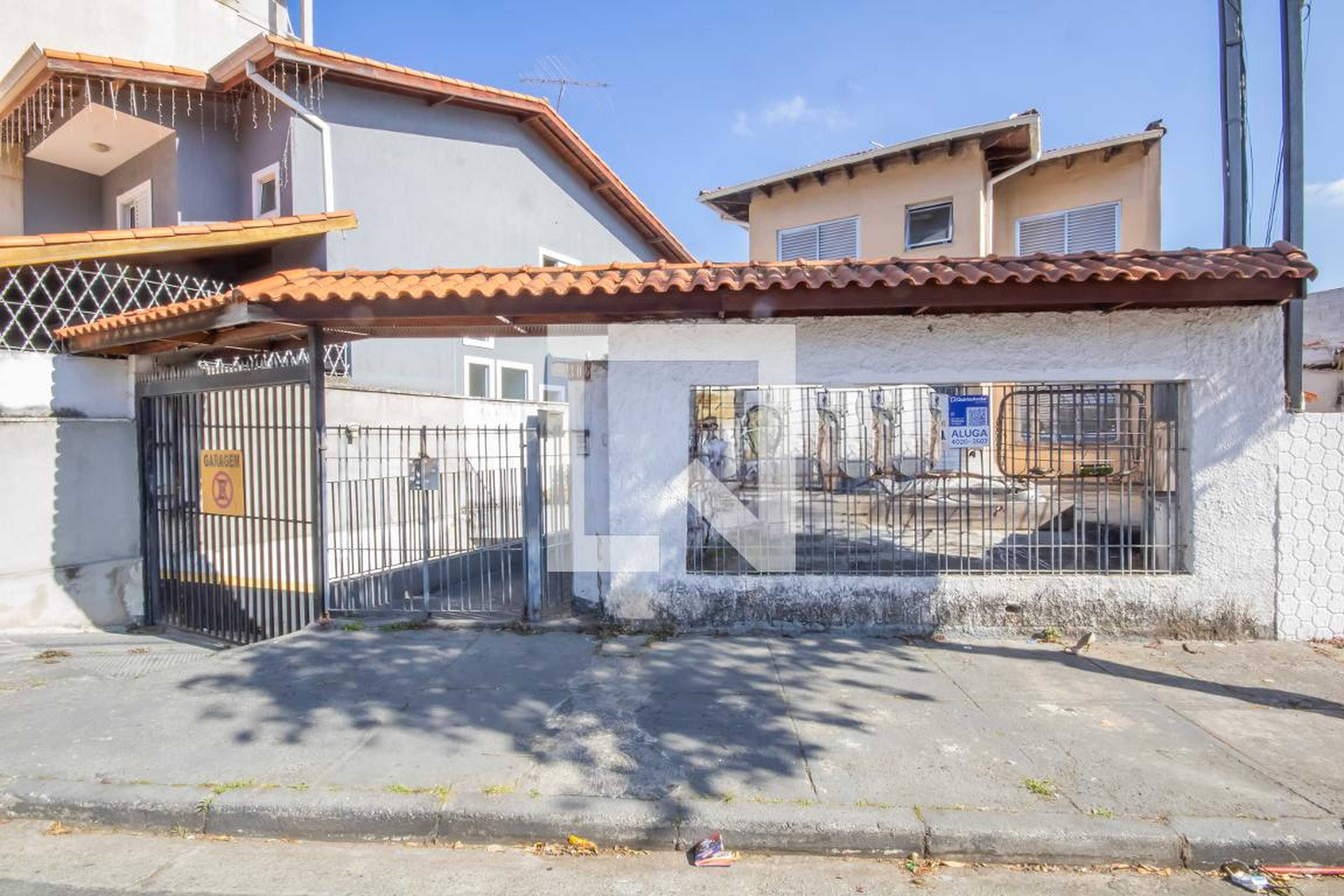 Fachada Condomínio em Avenida Benedito Lopes da Silva, 306