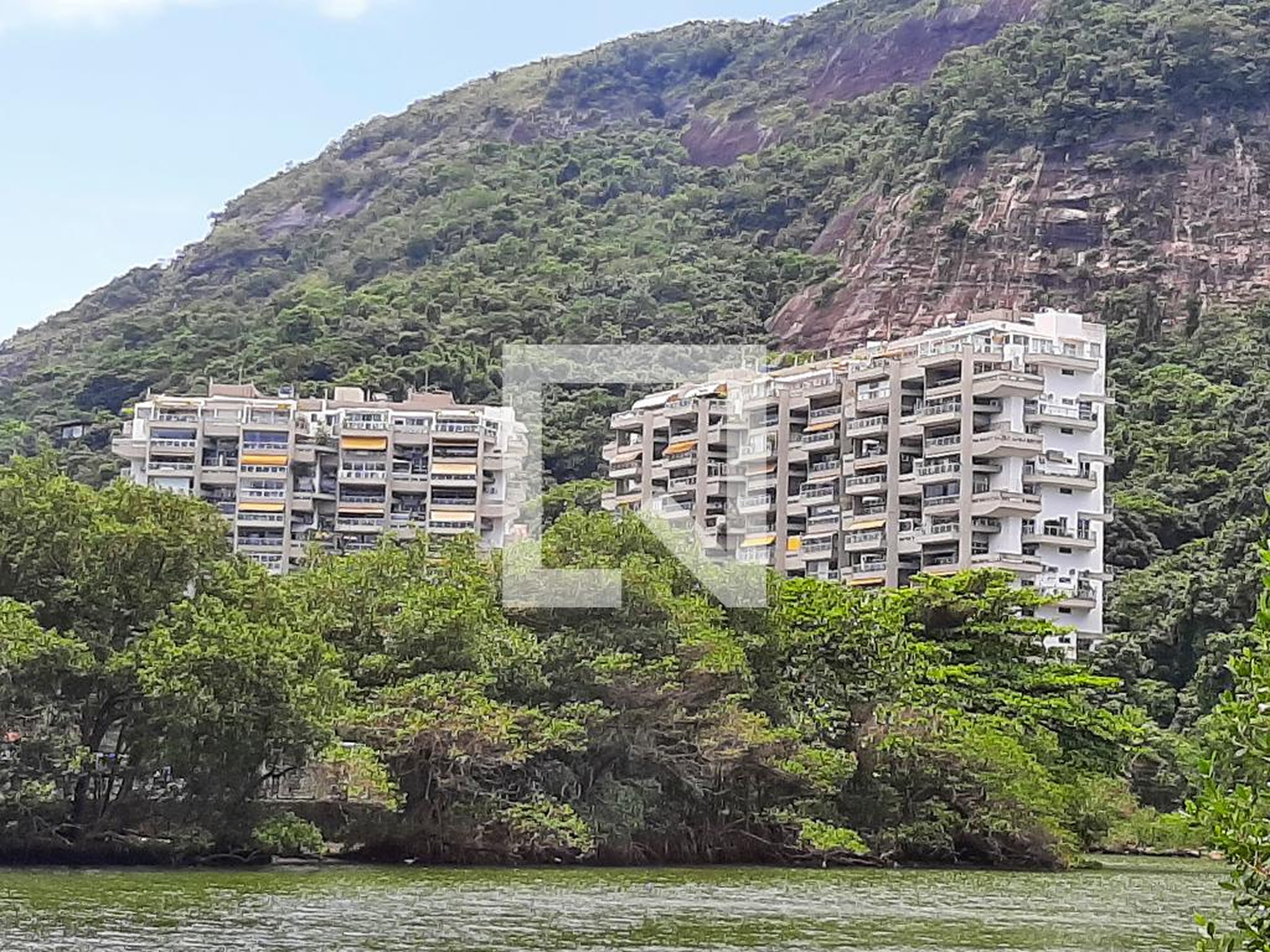 Fachada Condomínio Itanhangá Hills