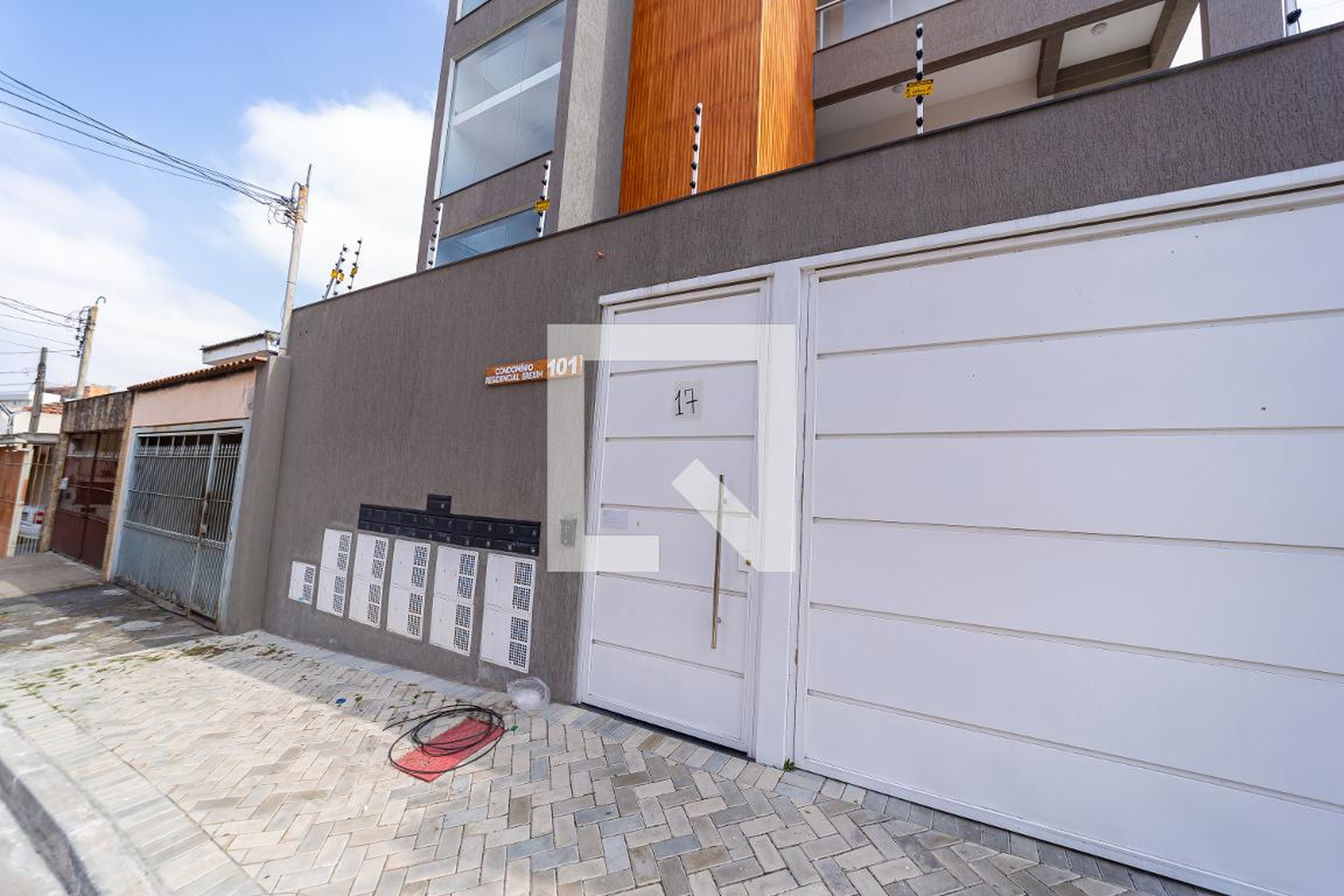 Fachada Condomínio em Rua Erexim, 101