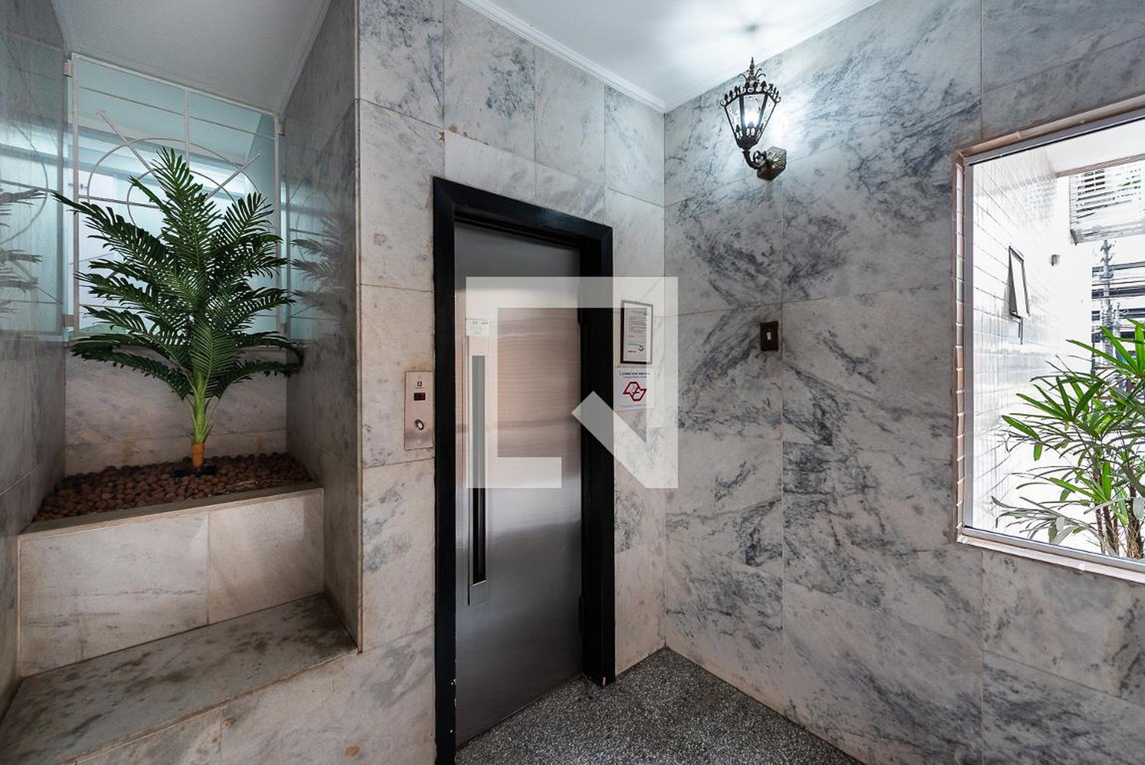 Hall de entrada - Edifício Paris