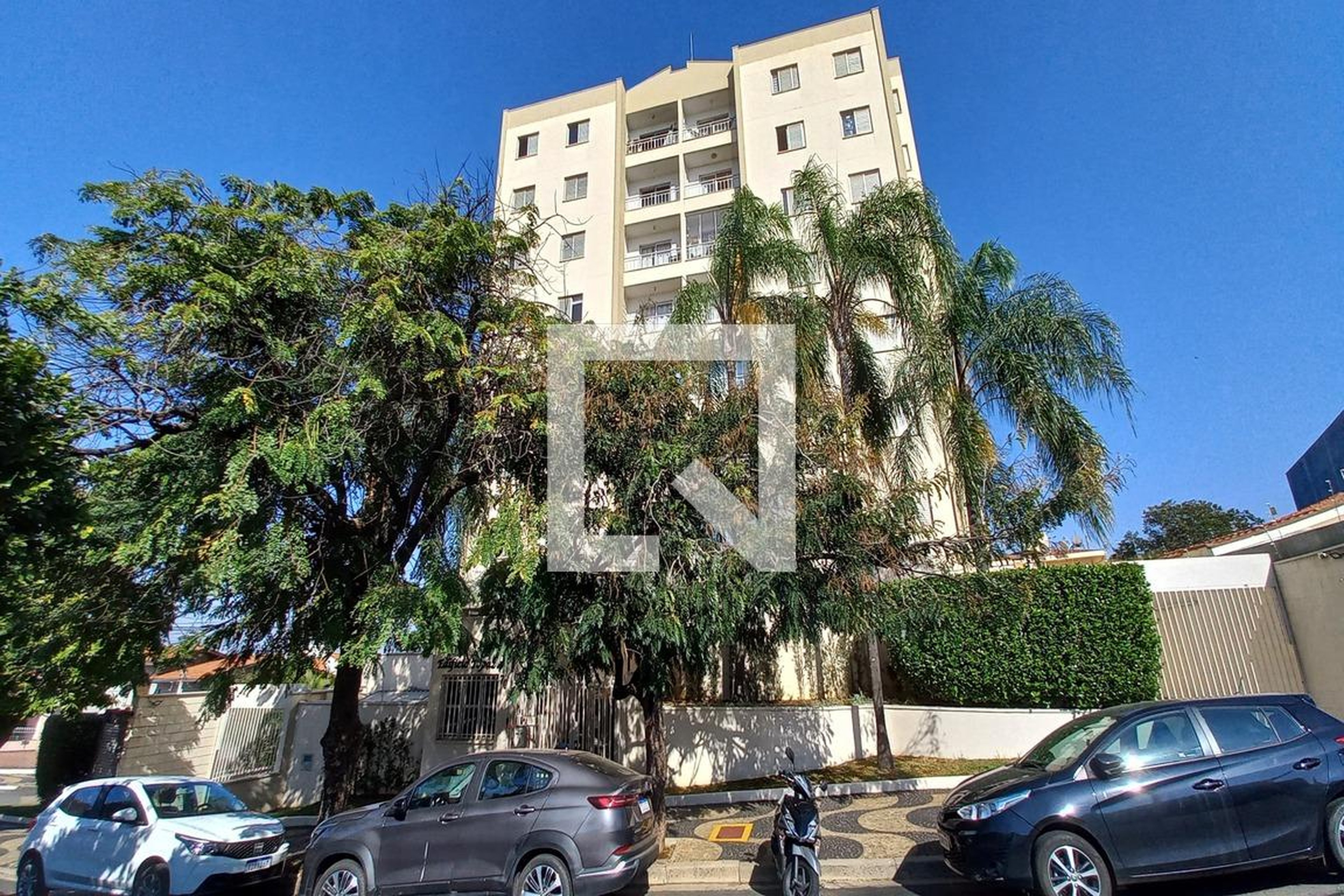 Fachada do Prédio Condomínio em Rua Antônio Oliveira Valente, 70