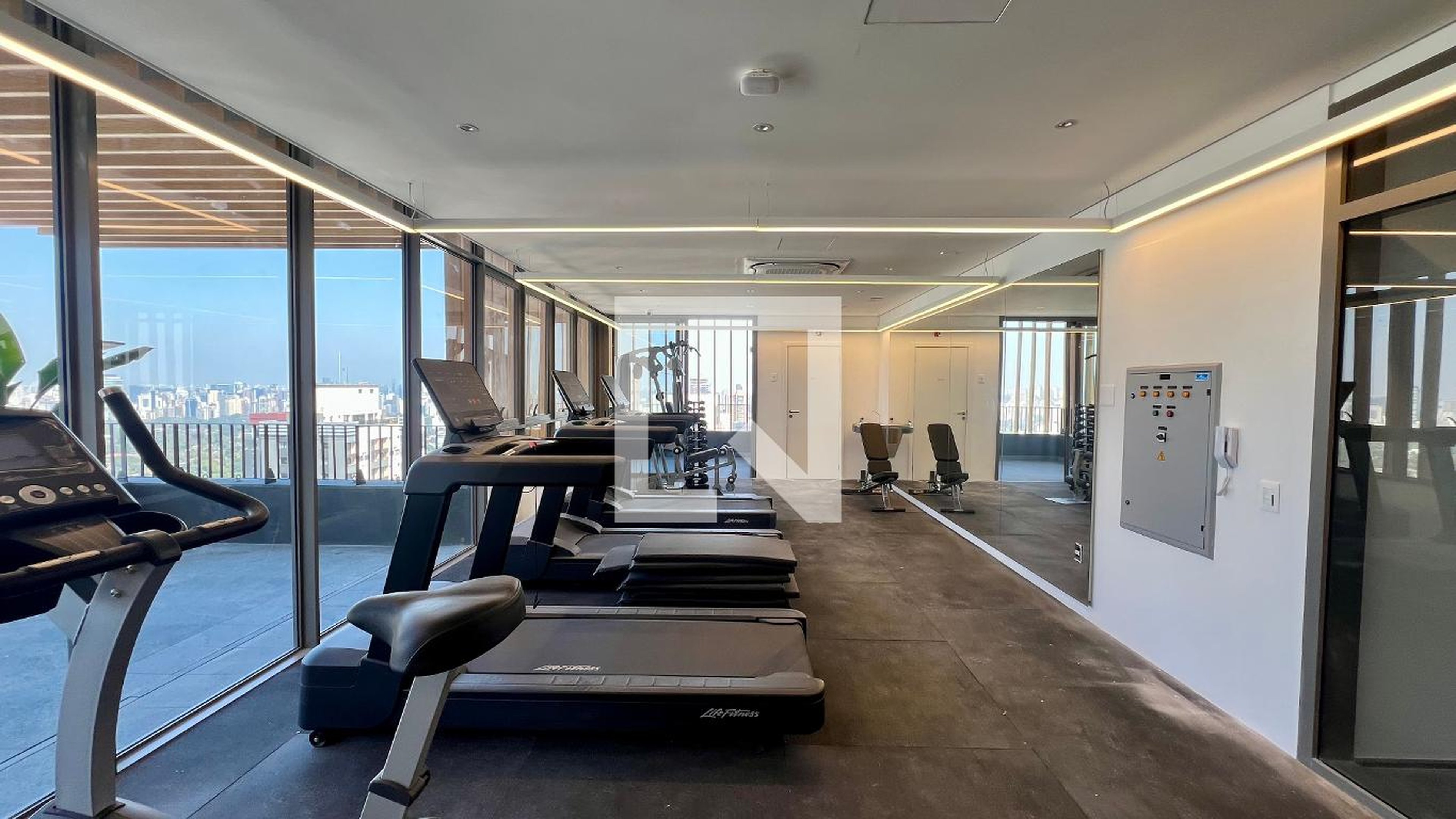 Academia - Capote 210