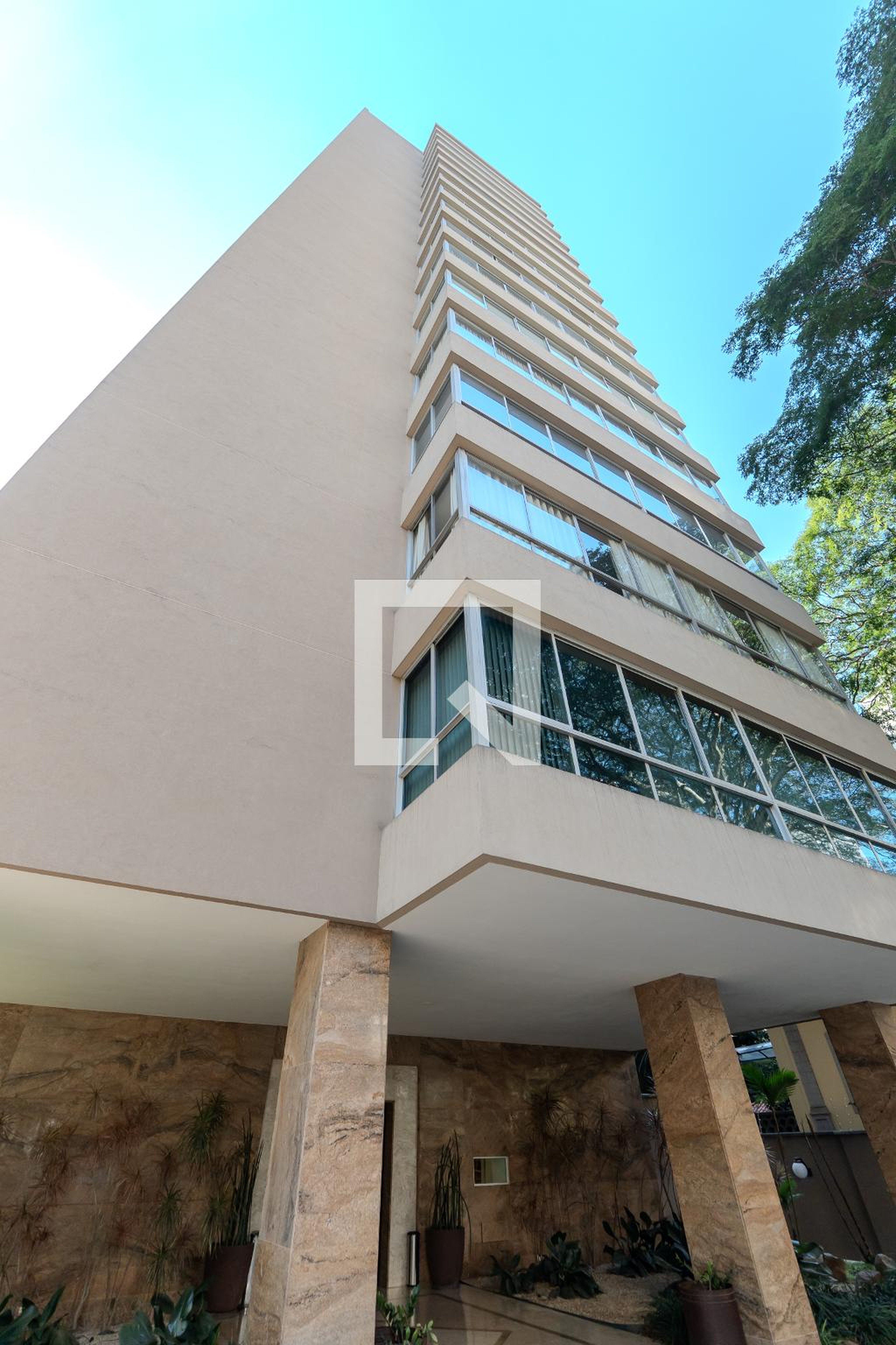 Fachada Condomínio Saint James