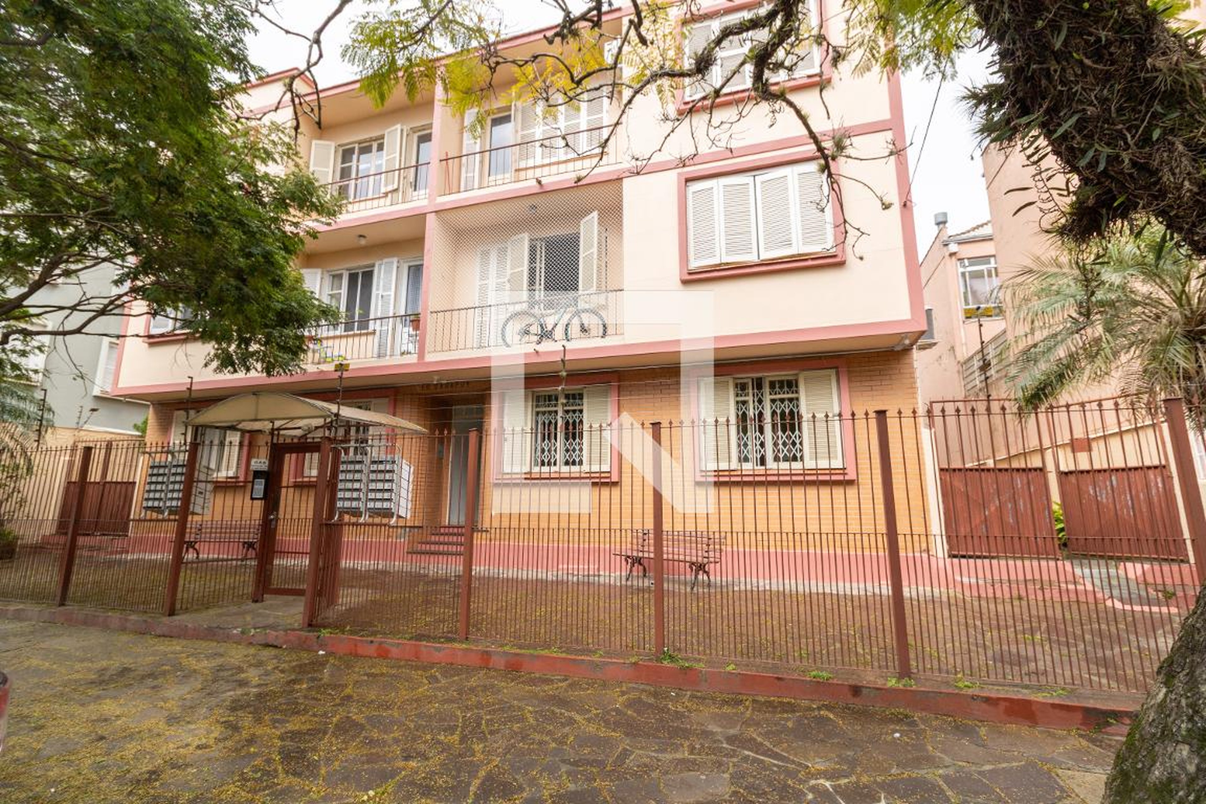 Fachada Condomínio Sarapui