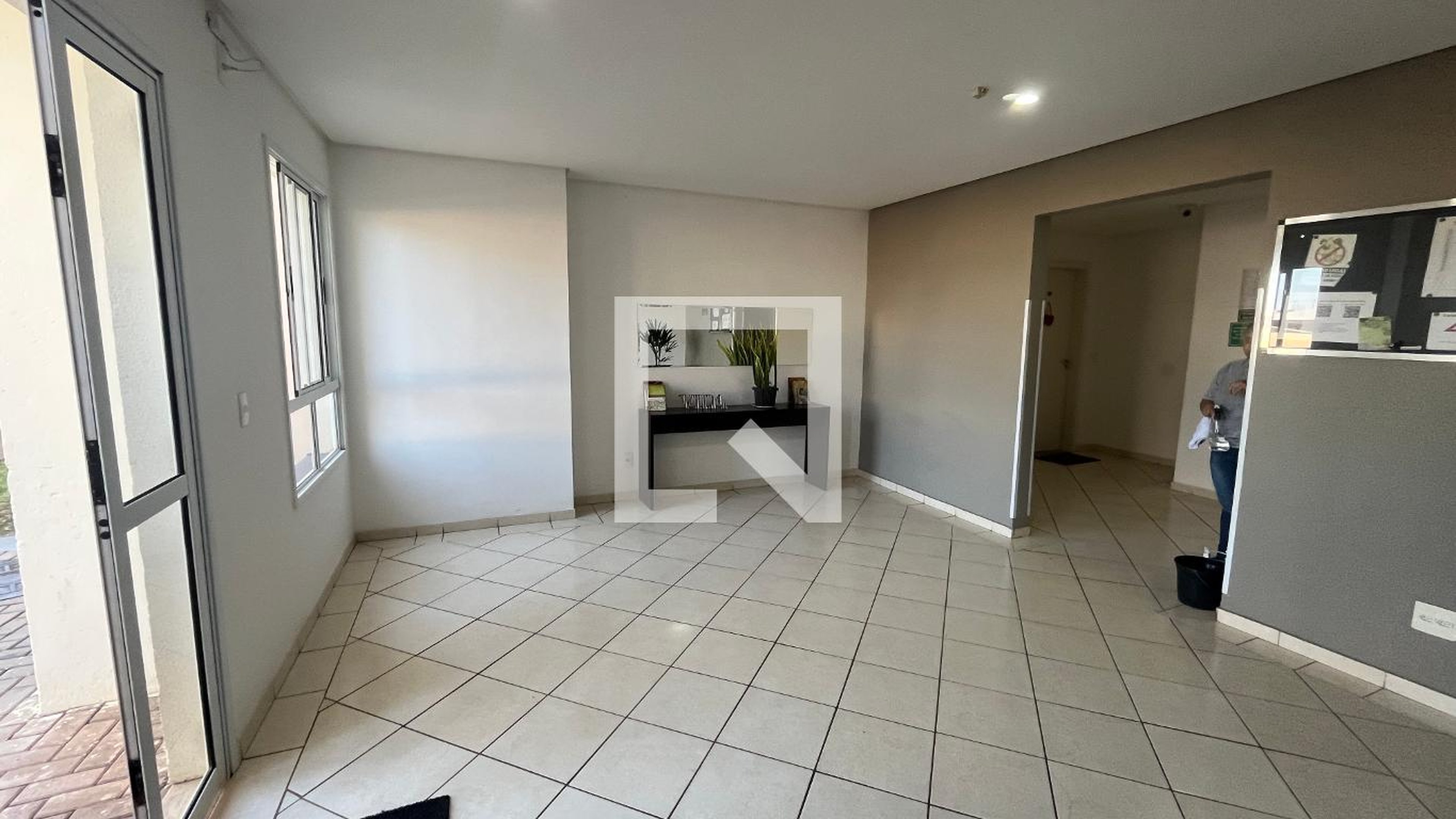 Hall de Entrada - Lumini 2