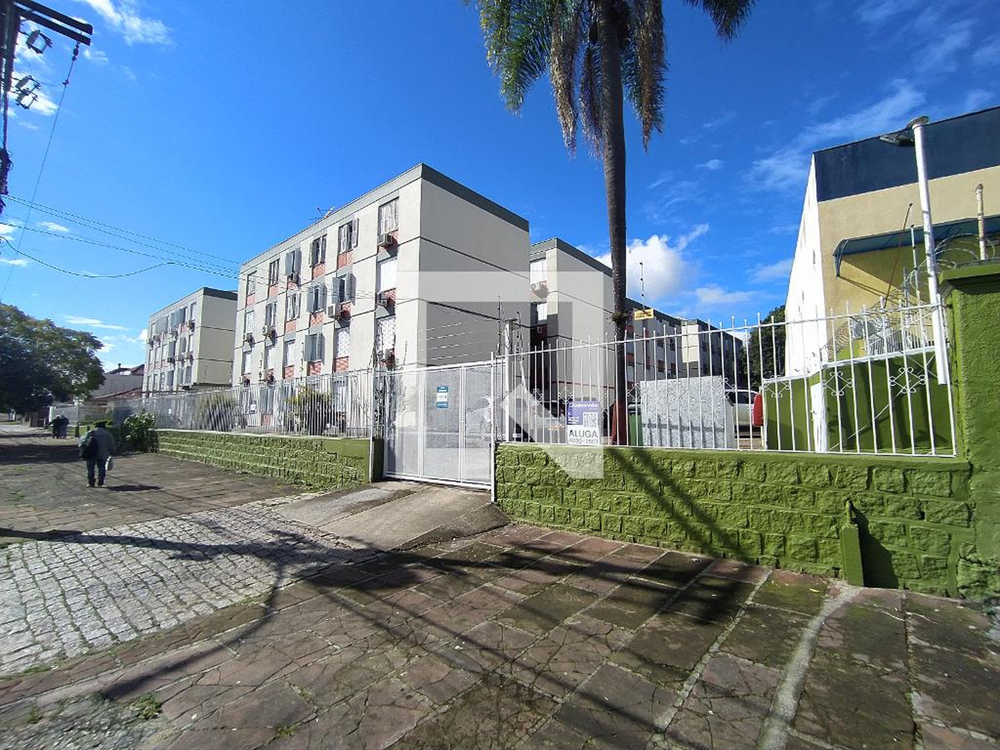 Fachada Condomínio em Rua Nunes, 521