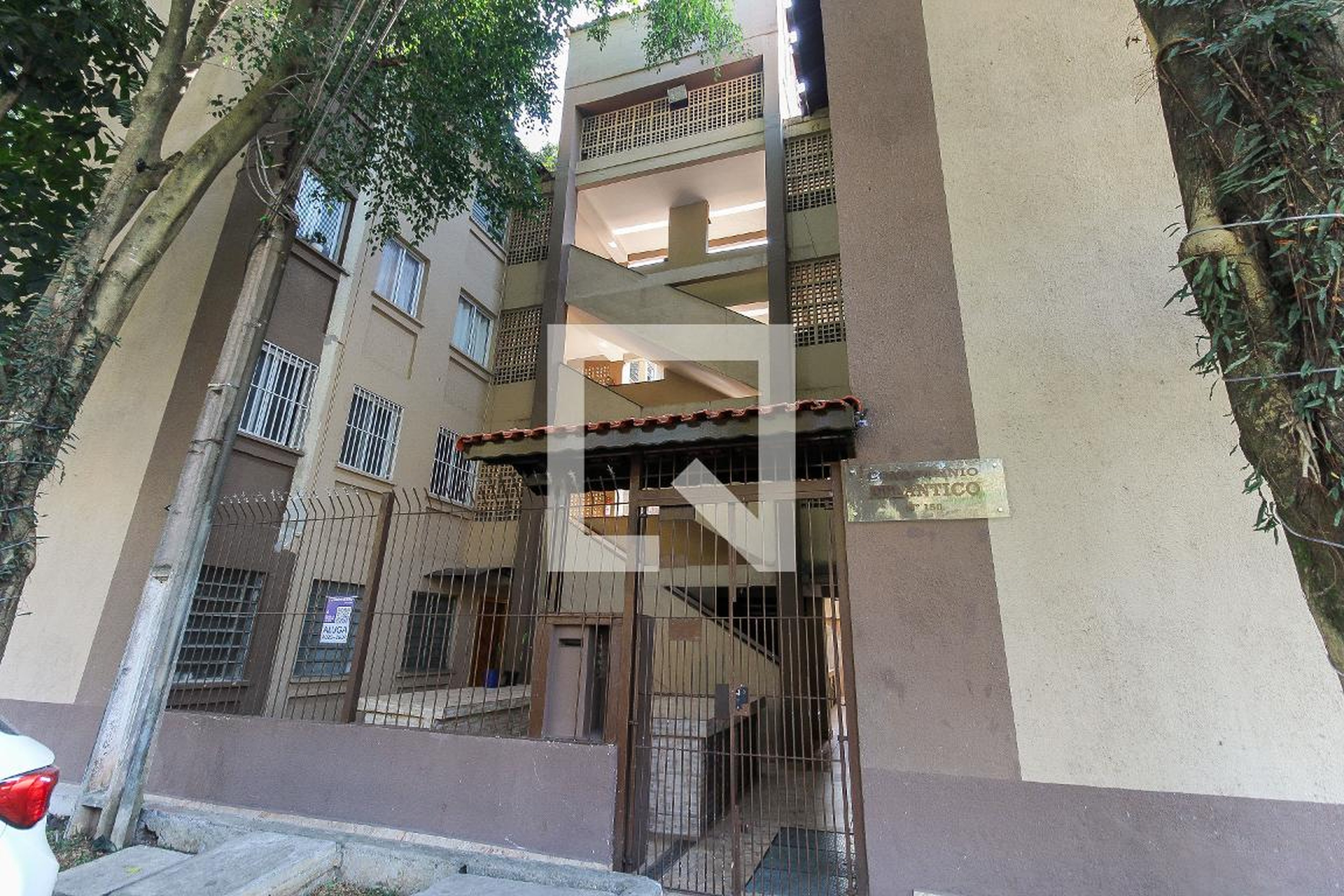 Fachada Condomínio em Rua José Bernardo Cardoso Junior, 150