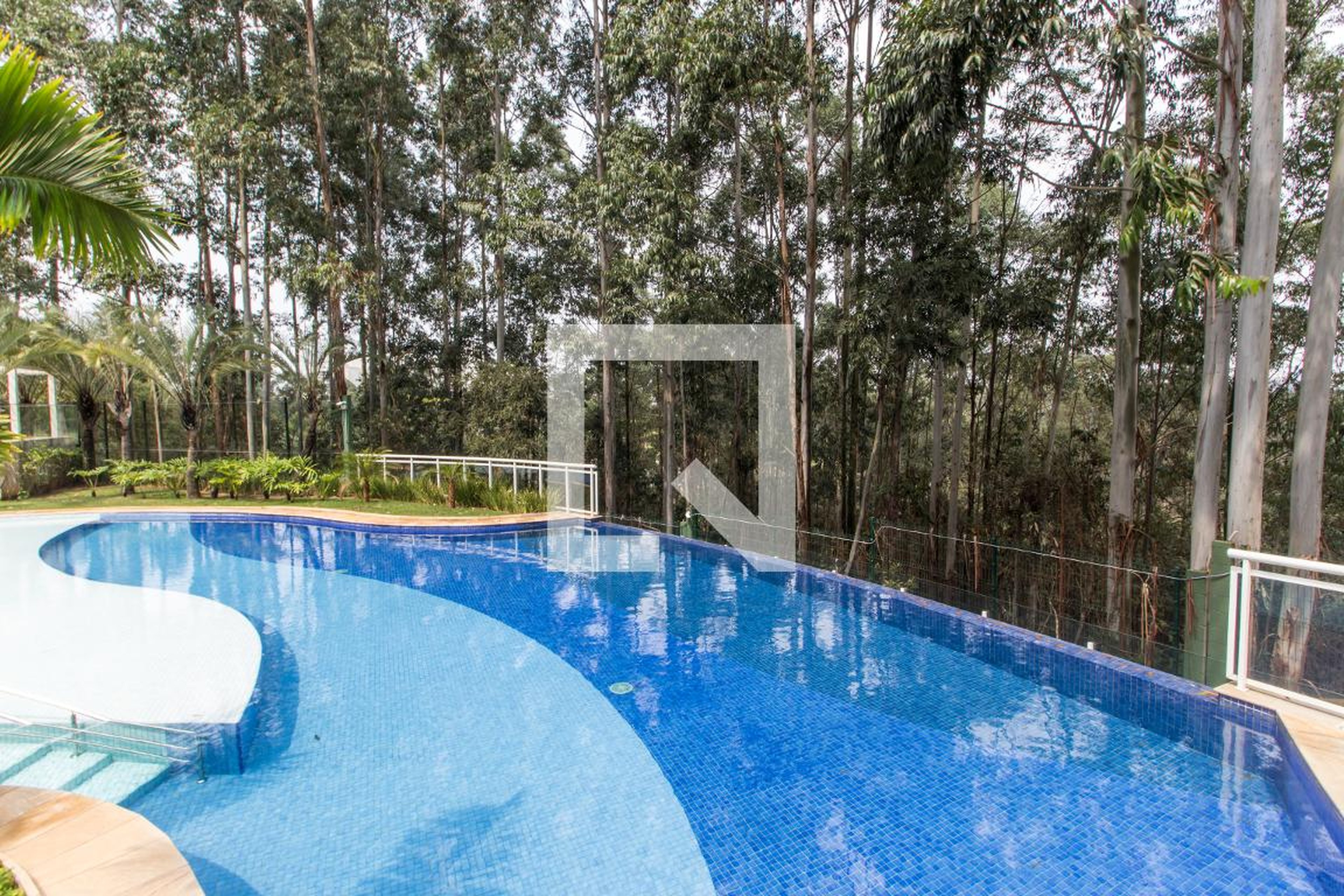 Piscina - Boulevard Tamboré