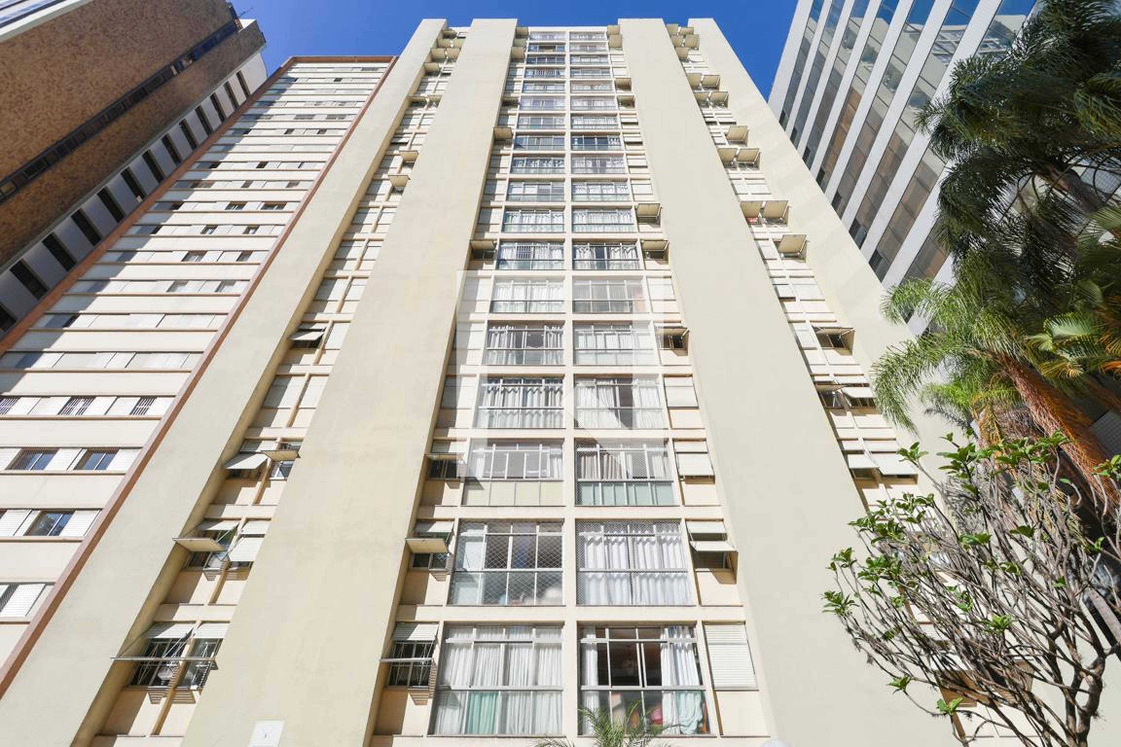 Fachada do prédio Condomínio Solar do Estoril