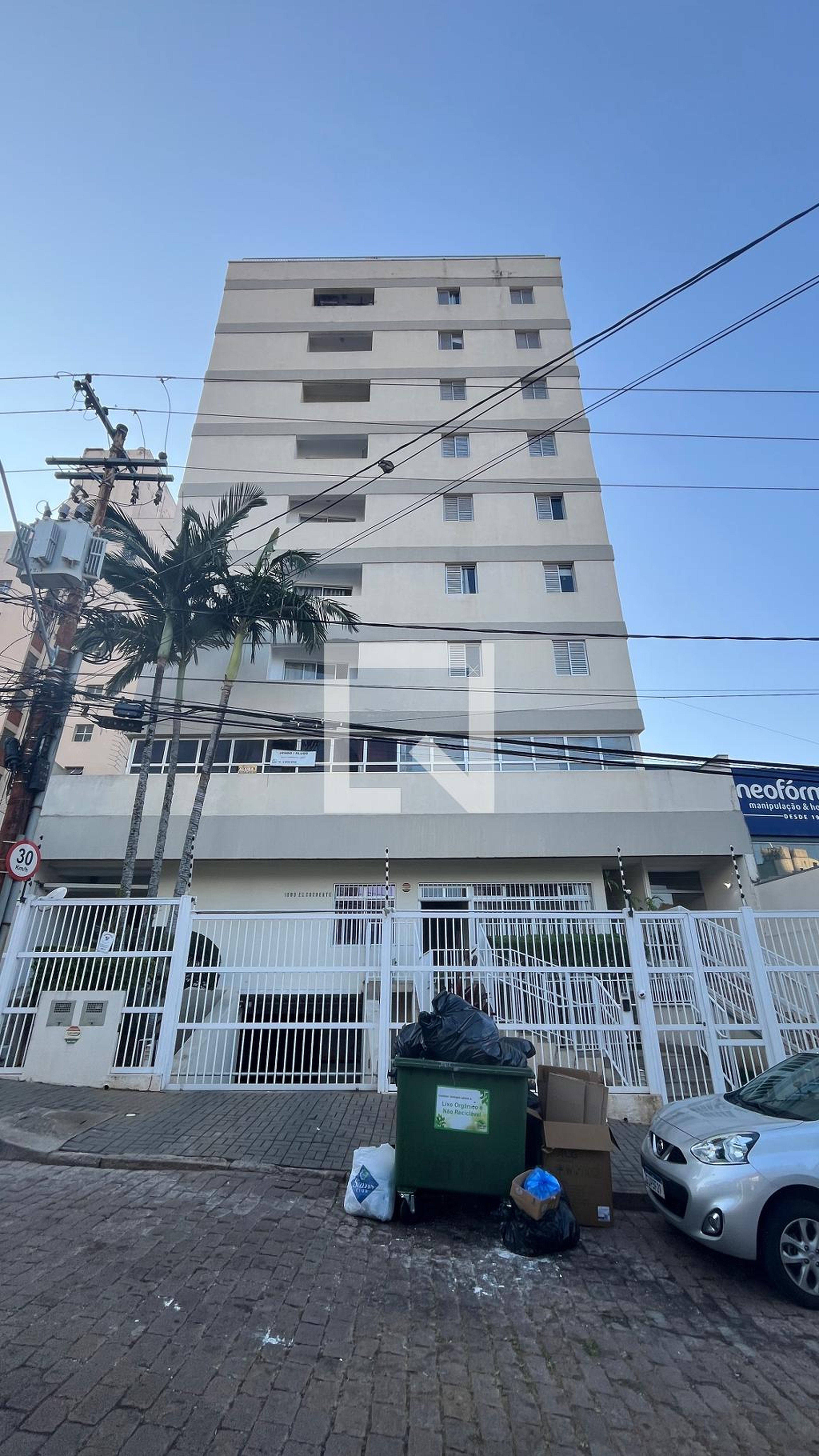 Fachada Condomínio em Rua Duque de Caxias, 1093