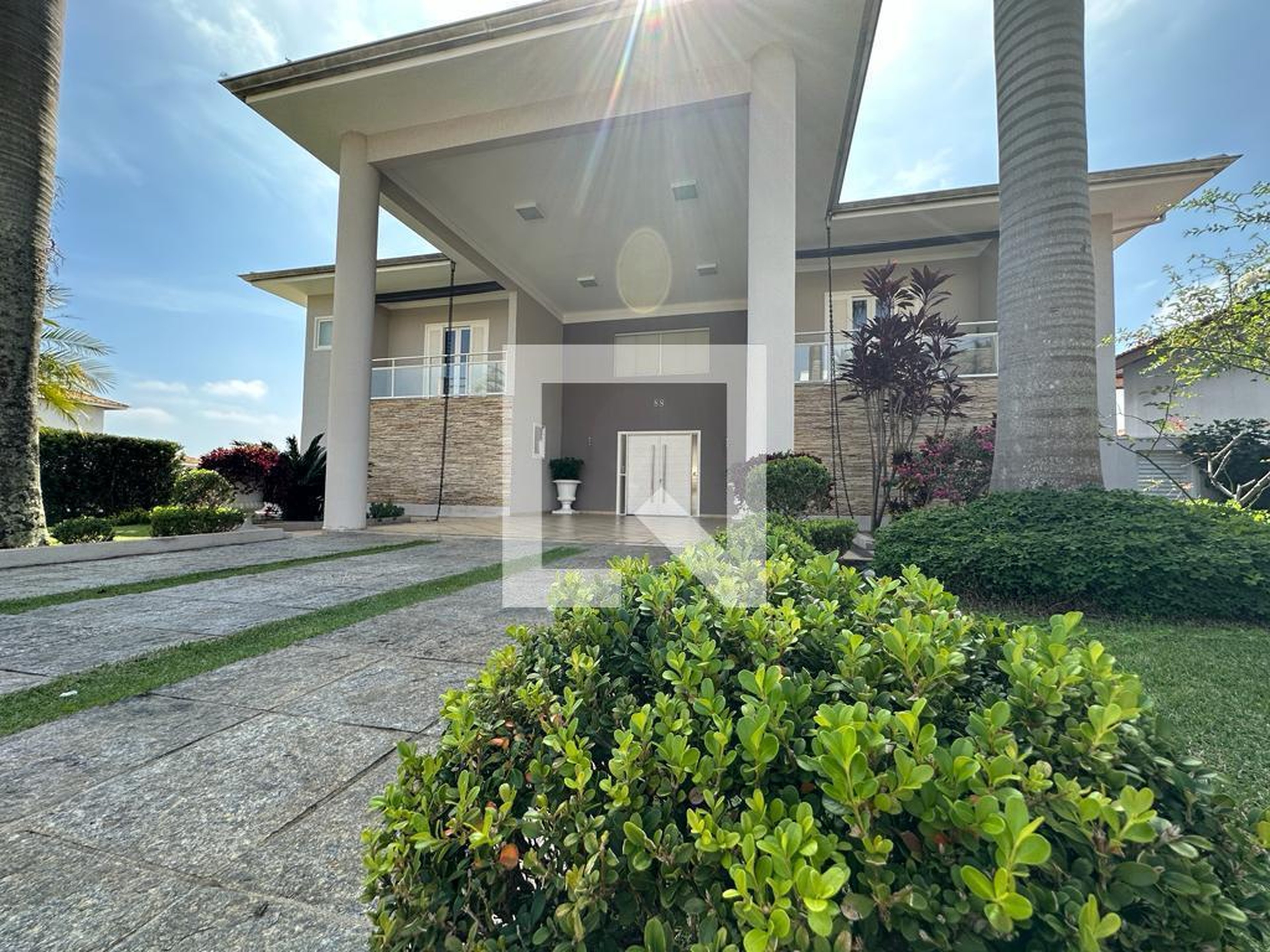 Fachada Condomínio em Alameda das Aroeiras, 88