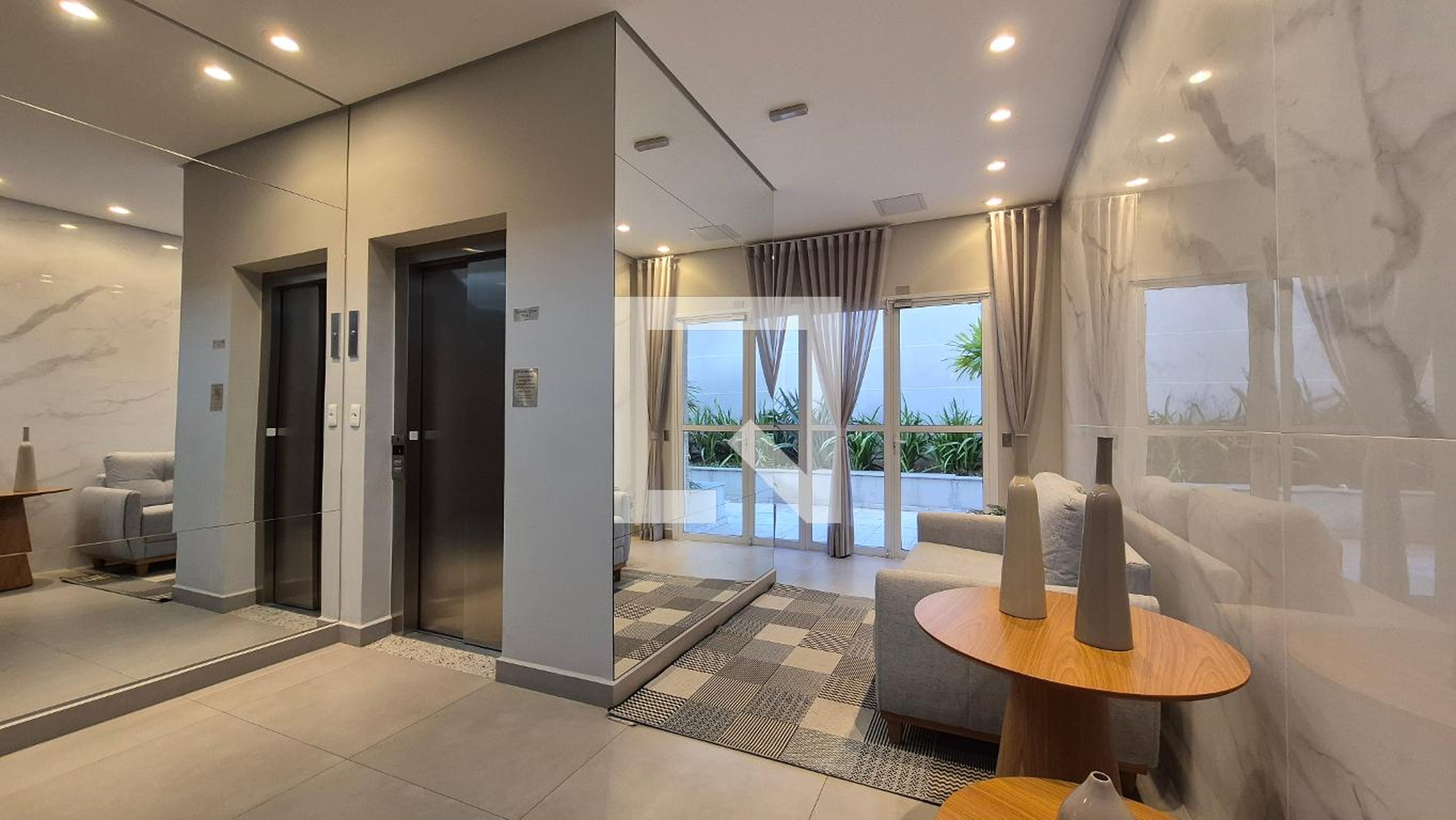 Hall de entrada - Jardim Monet