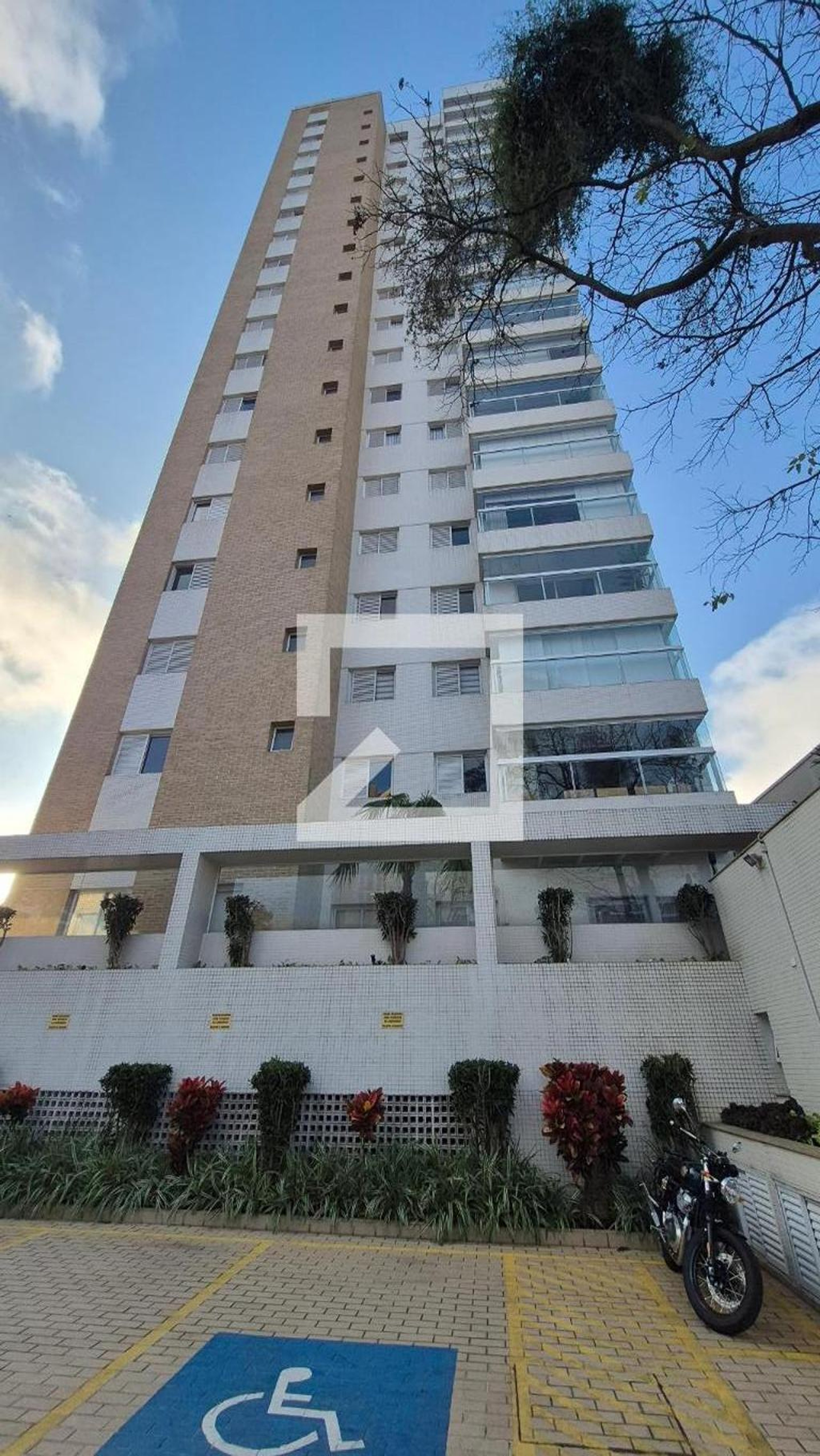 Fachada Condomínio Jardim Monet