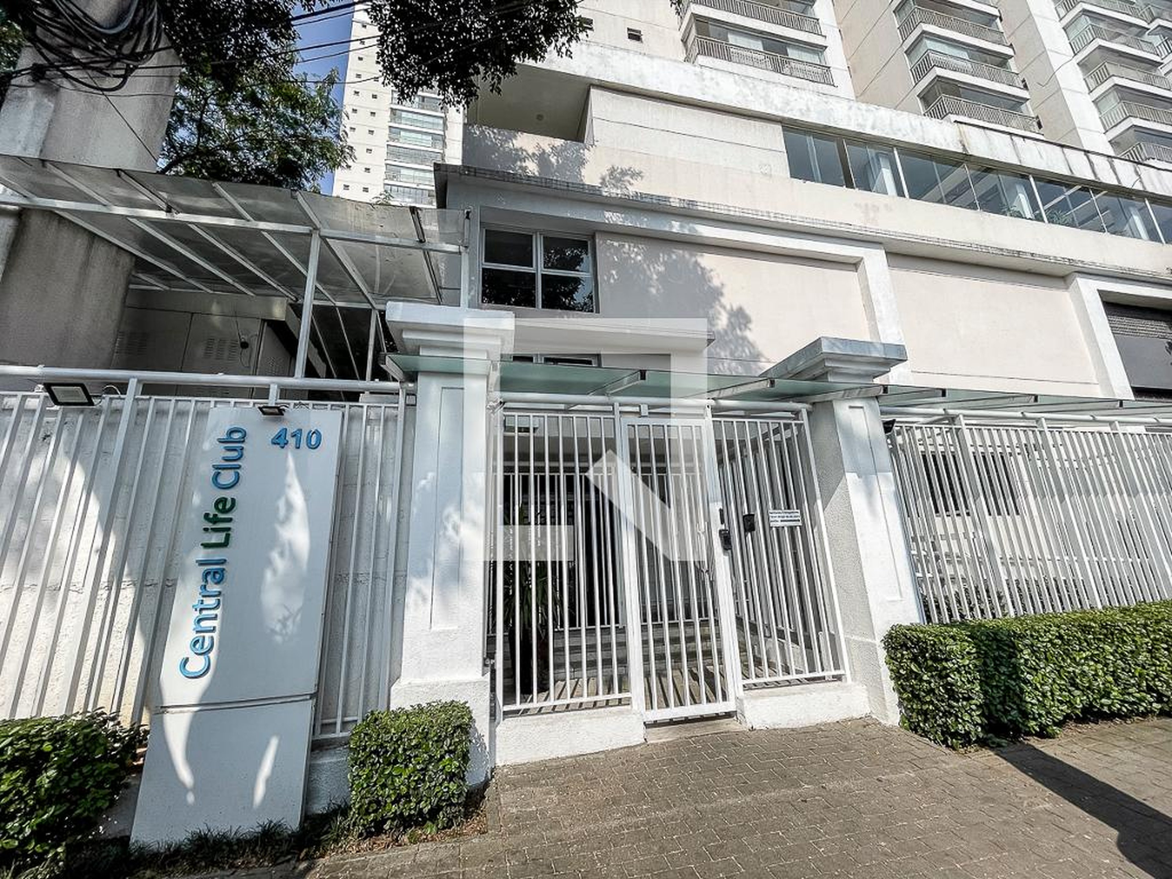 Fachada do Condomínio Condomínio Central Life Club