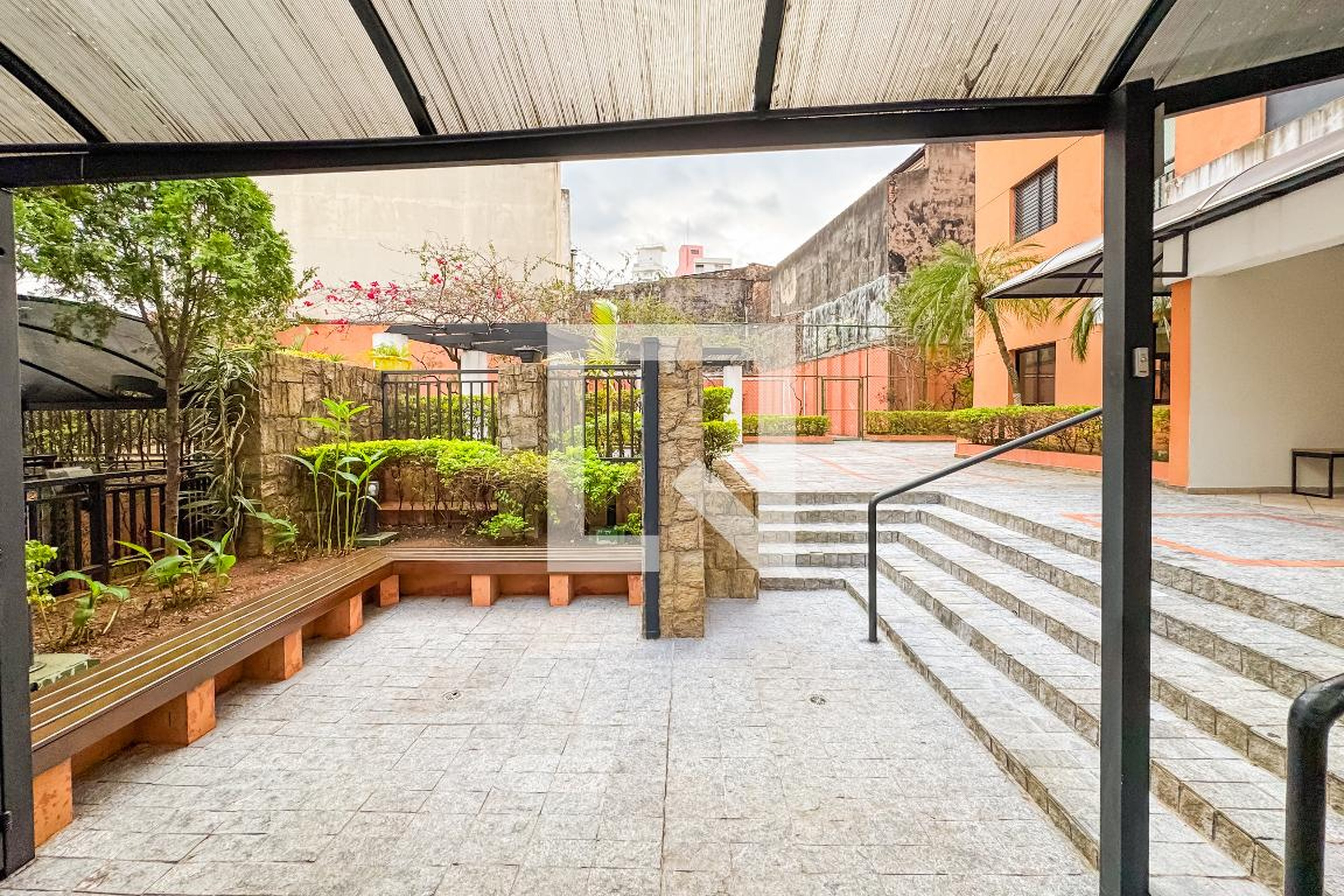 Entrada - Liberty Tower