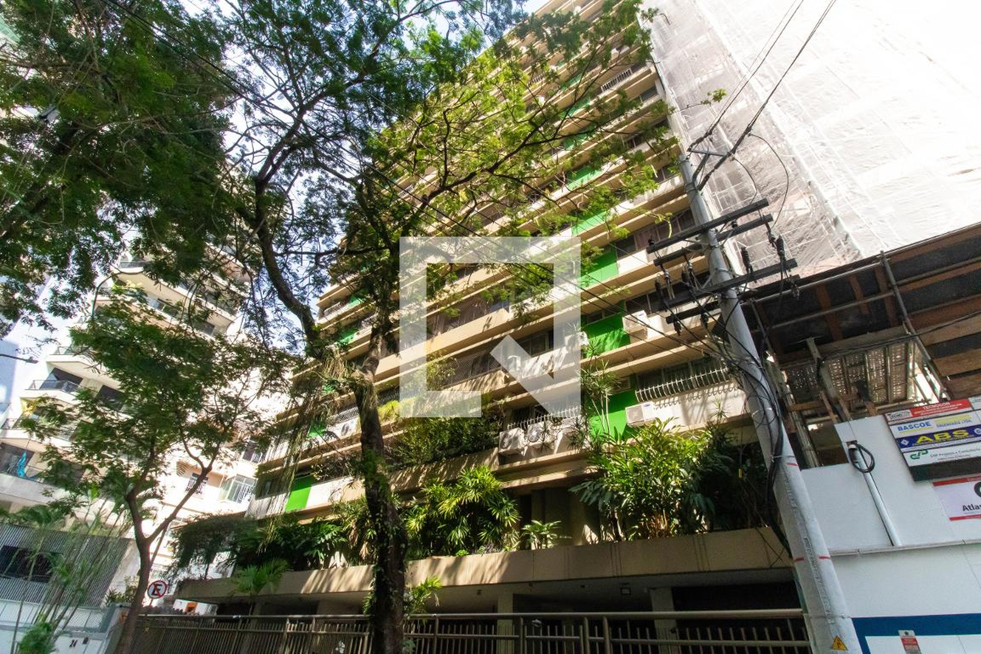 Fachada Condomínio em Travessa Gastão Ruch, 16