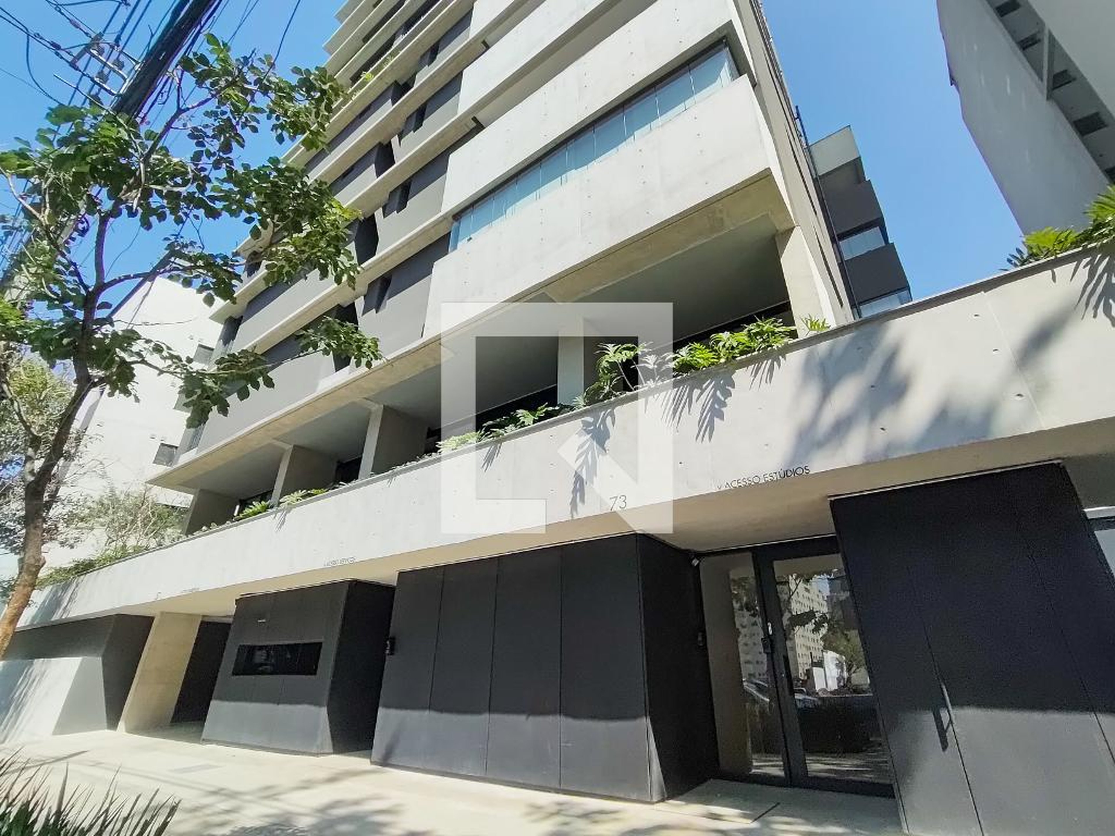 Fachada Condomínio Esquina Pinheiros