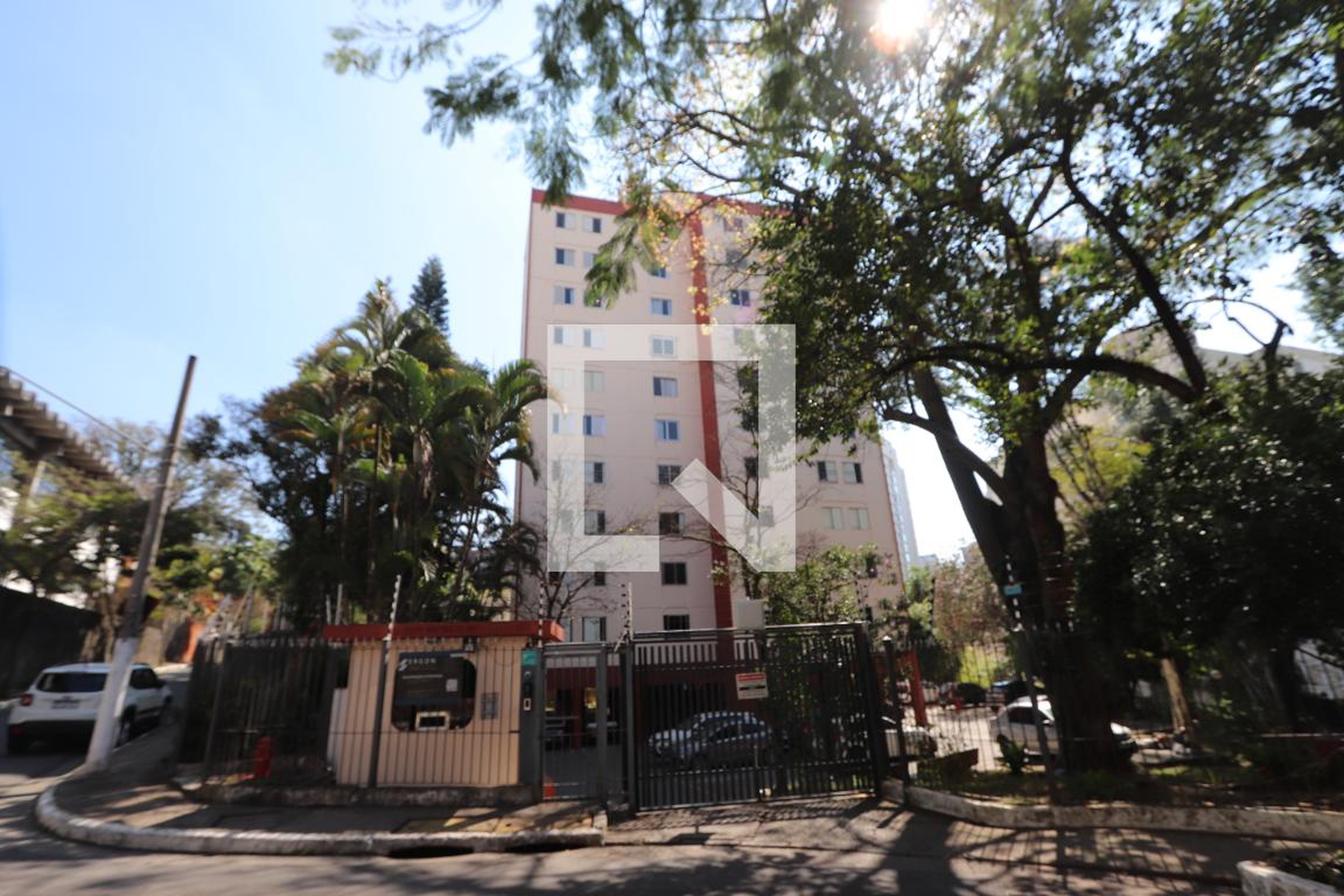 Fachada do condomínio Condomínio Solar dos Bem Te Vis