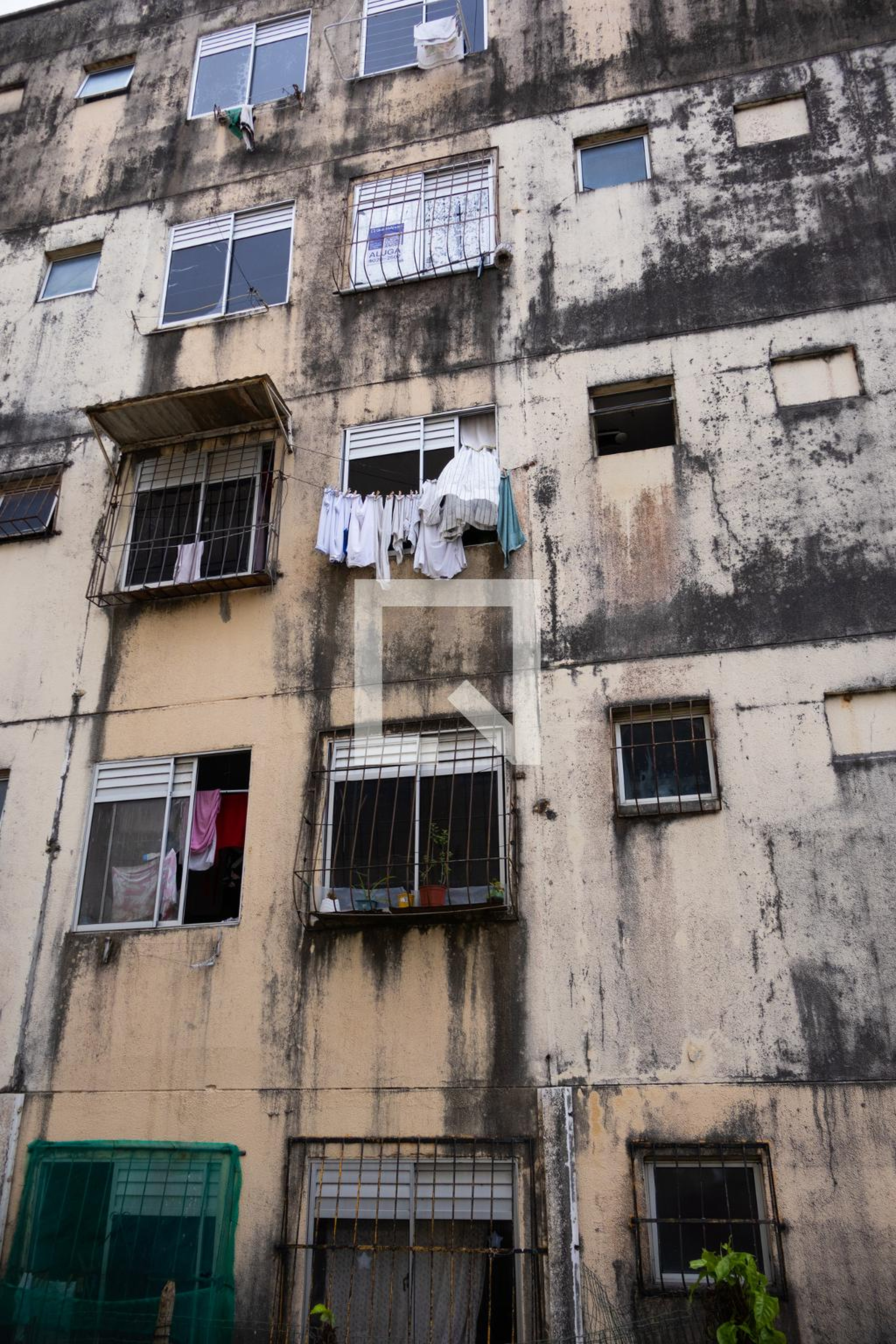 Fachada do Prédio Condomínio em Rua Joaquim Ferreira, 149