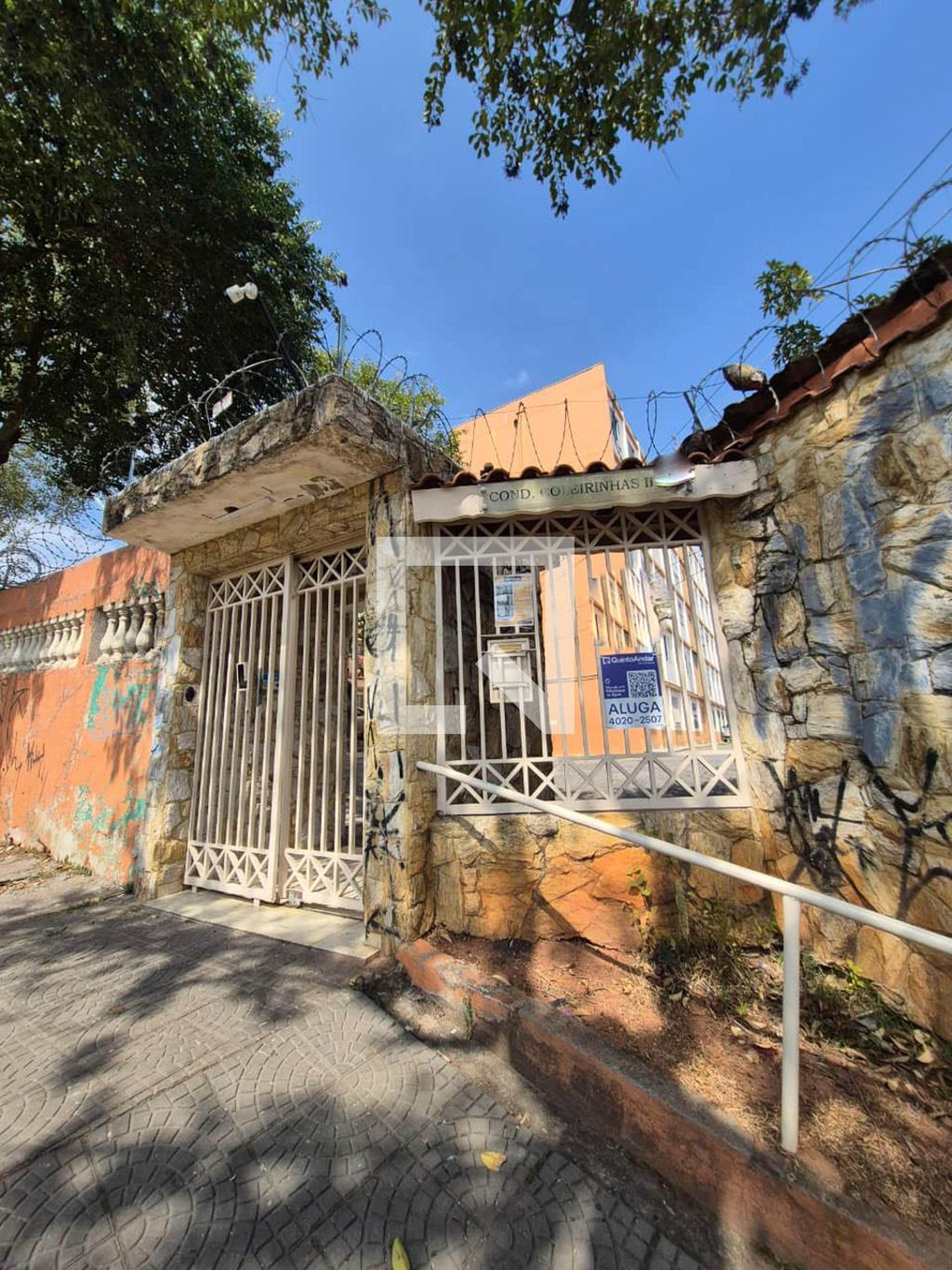 Fachada Condomínio Coleirinhas 2