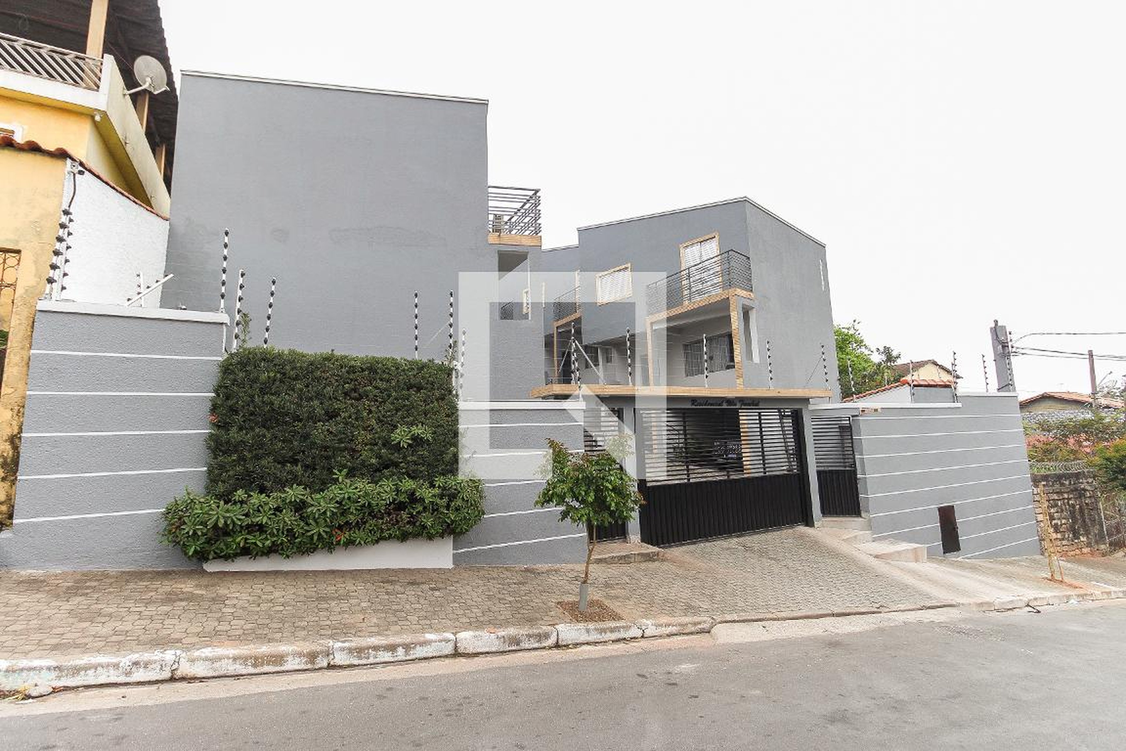 Fachada Condomínio em Rua Arraial de São Bartolomeu, 60