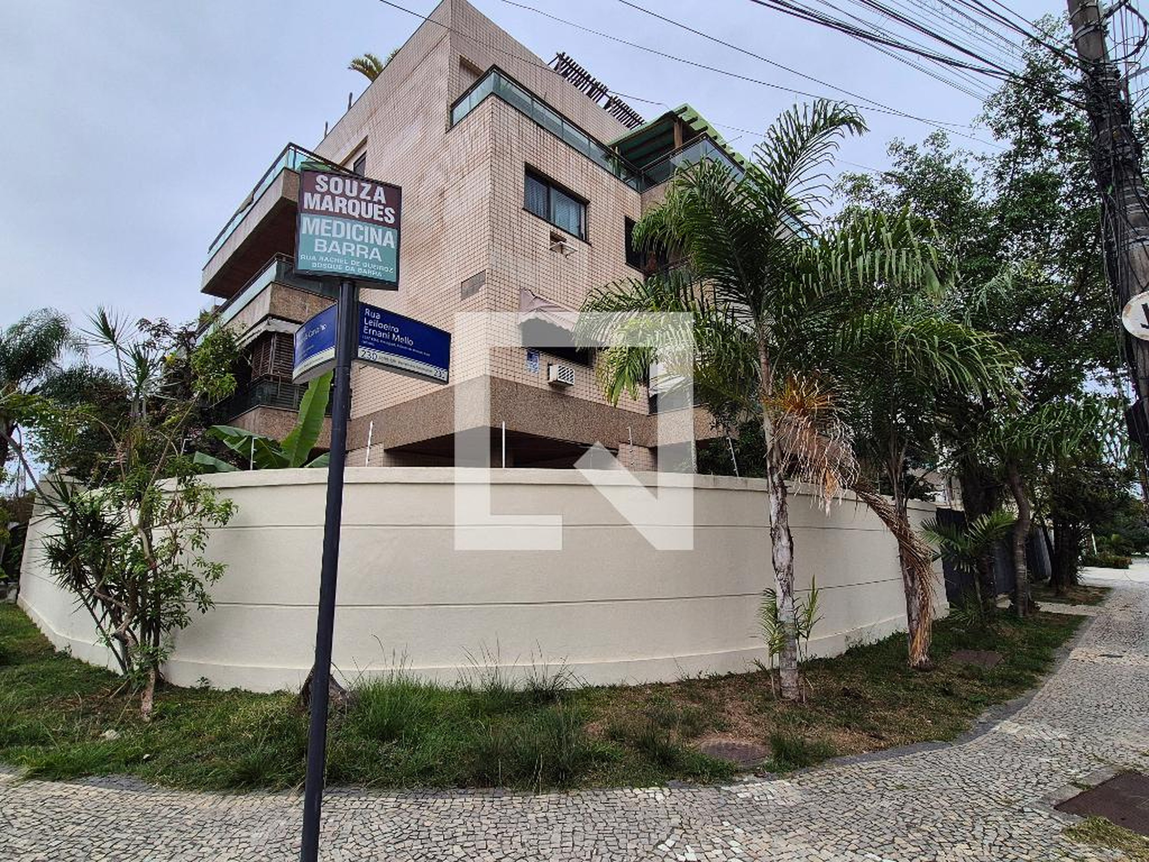 Fachada Edifício Dulcinea Oliveira