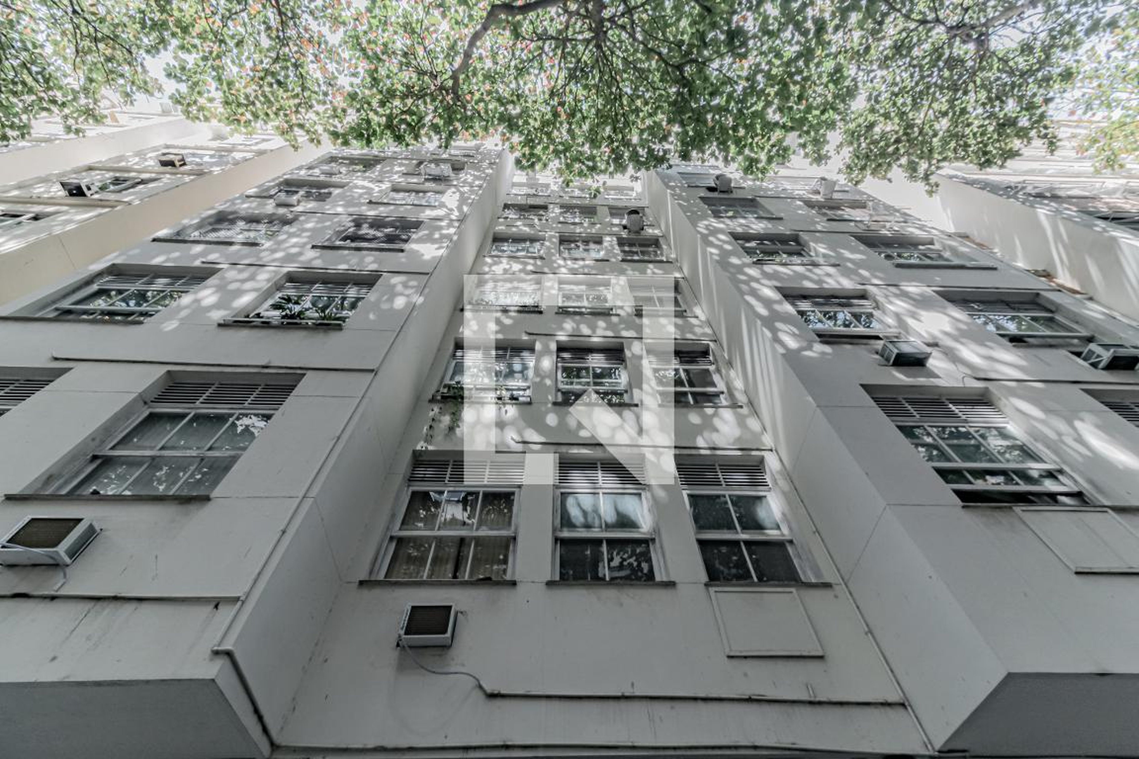 Fachada do Prédio Condomínio Carelli