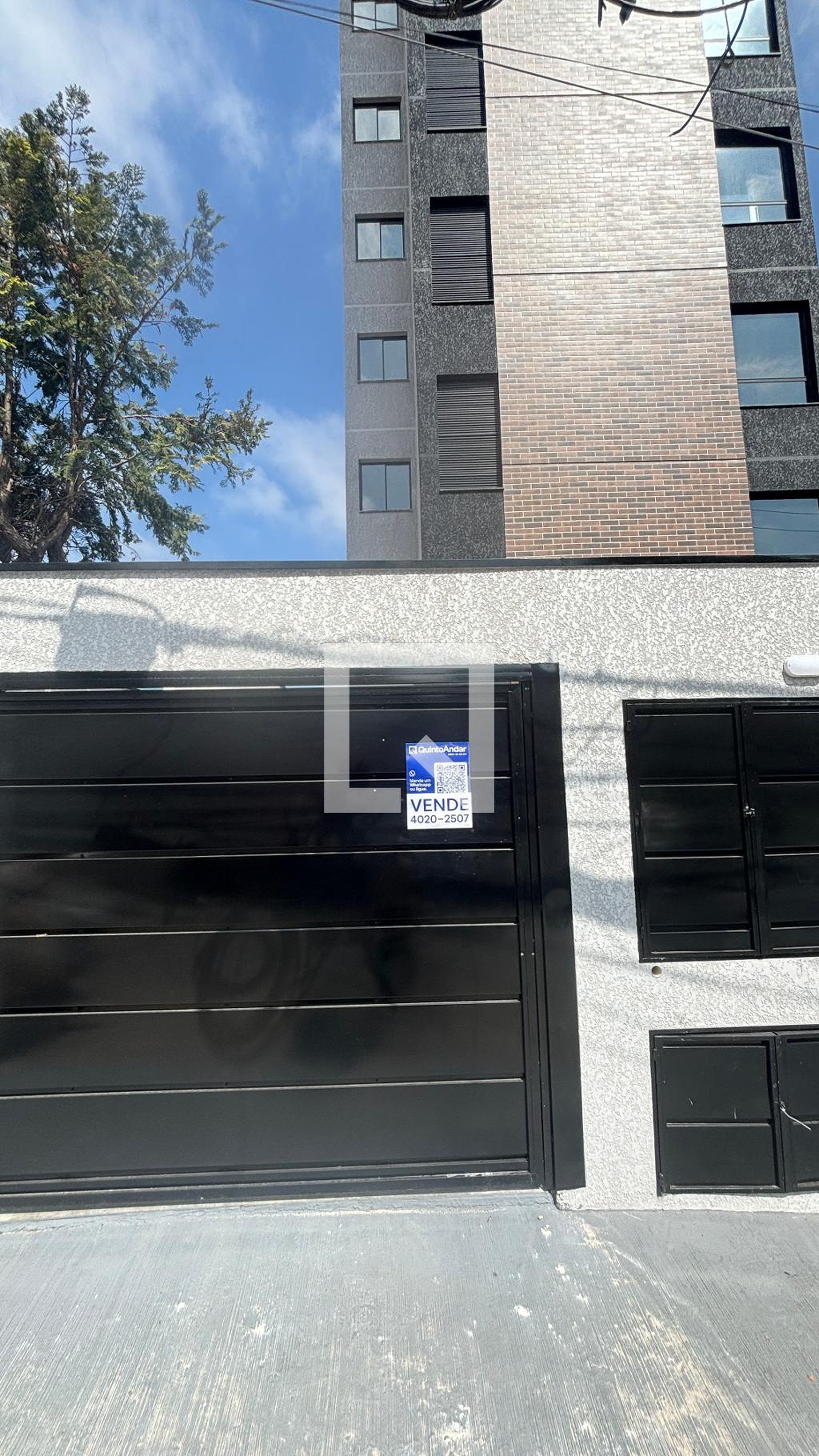 Fachada Condomínio em Rua Santa Adélia, 295